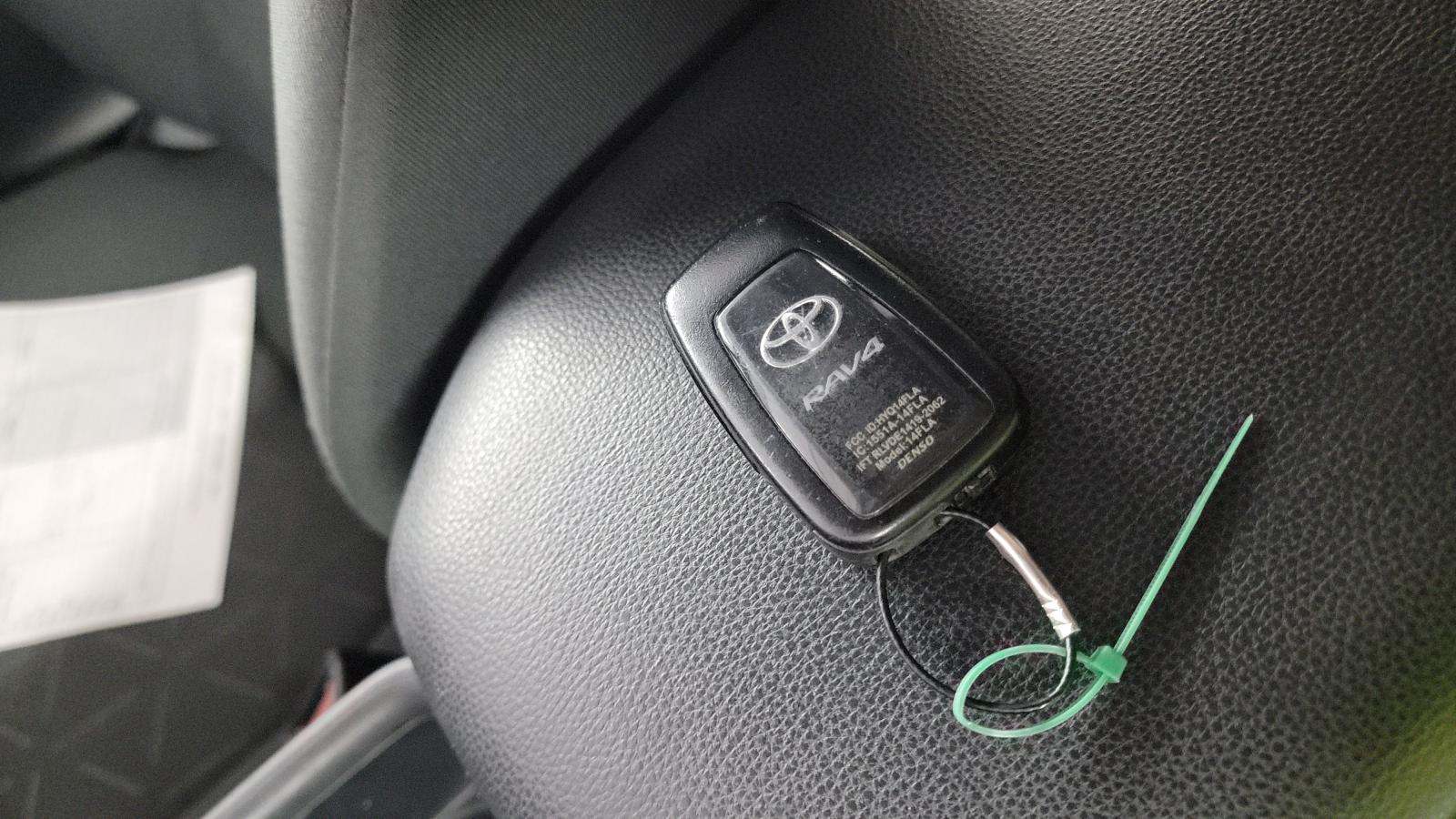 2023 Toyota RAV4 XLE FWD