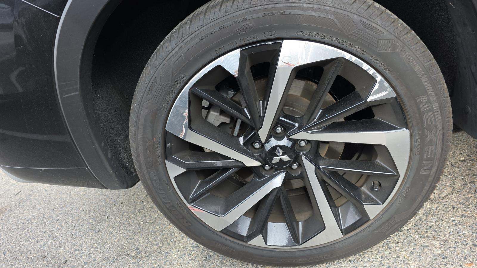 2024 Mitsubishi Outlander SEL FWD