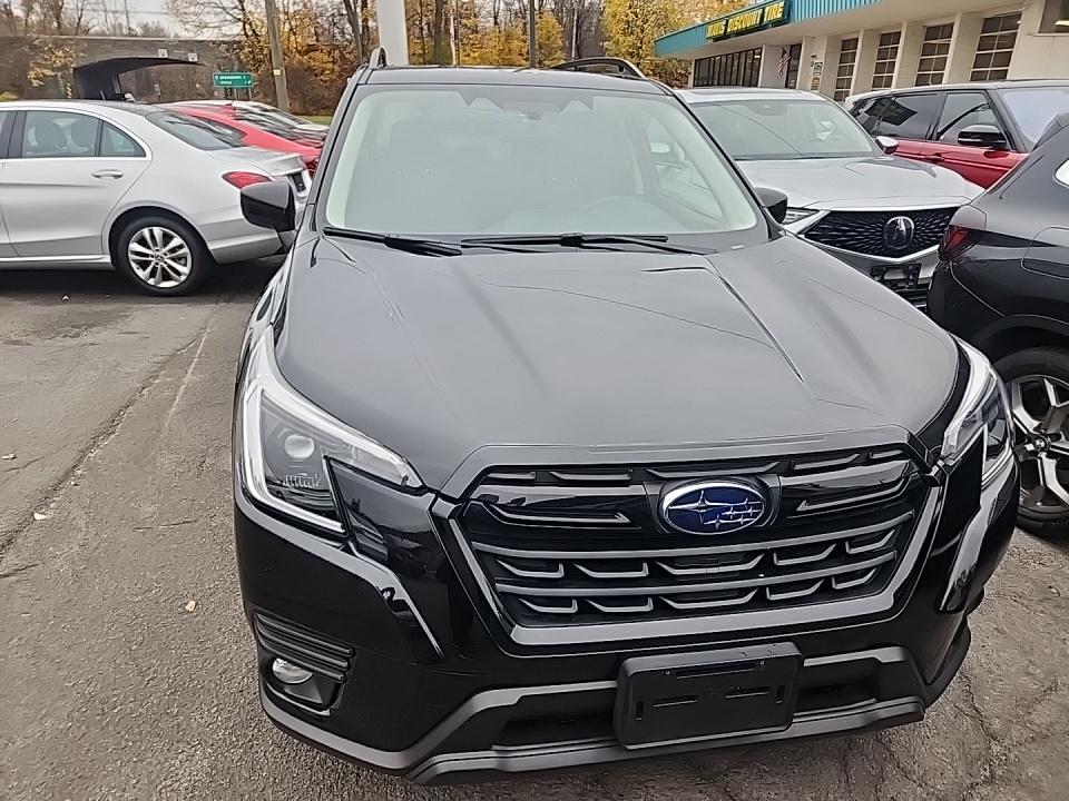 2022 Subaru Forester Premium AWD