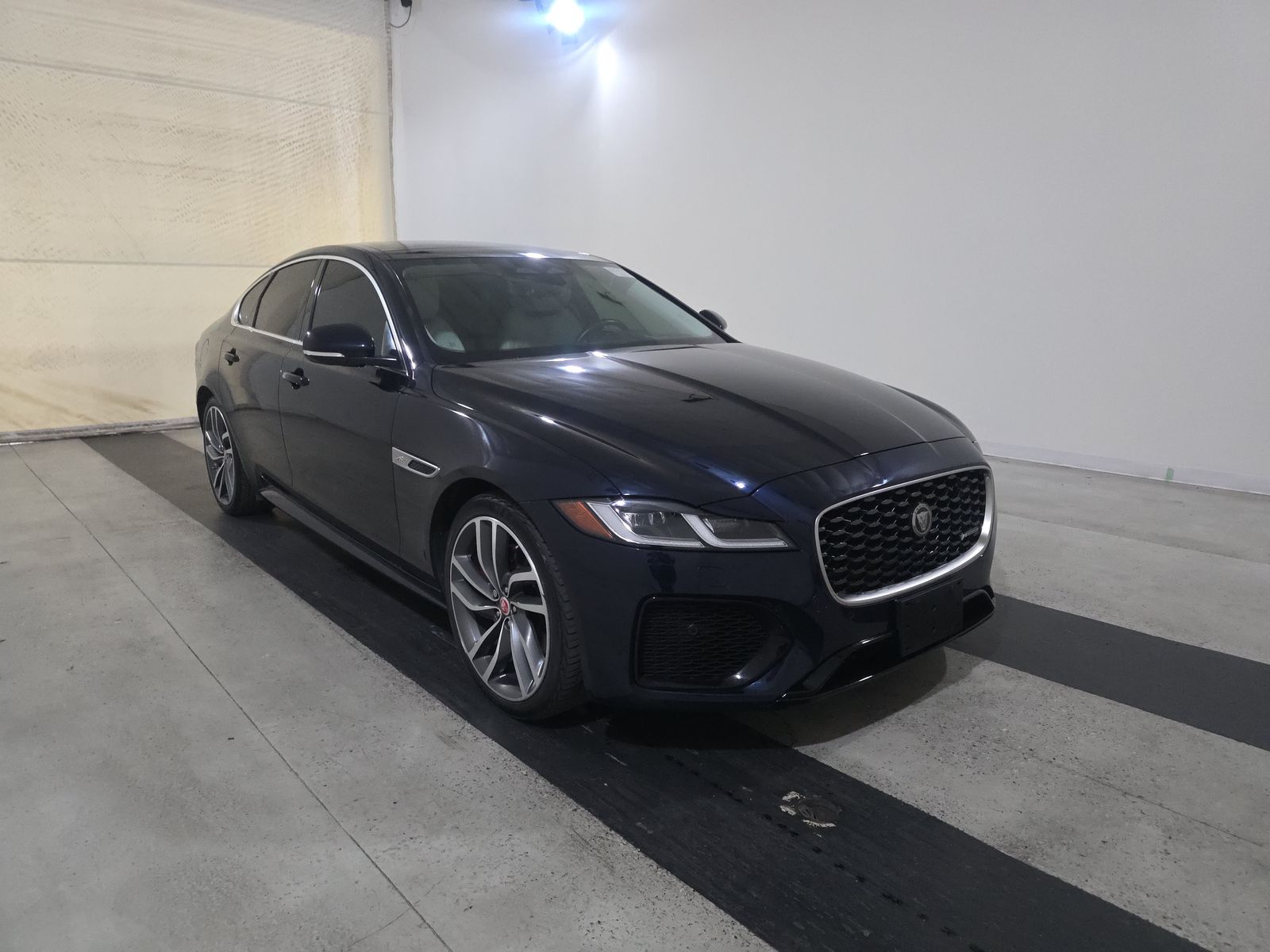 2022 Jaguar XF R-Dynamic SE AWD