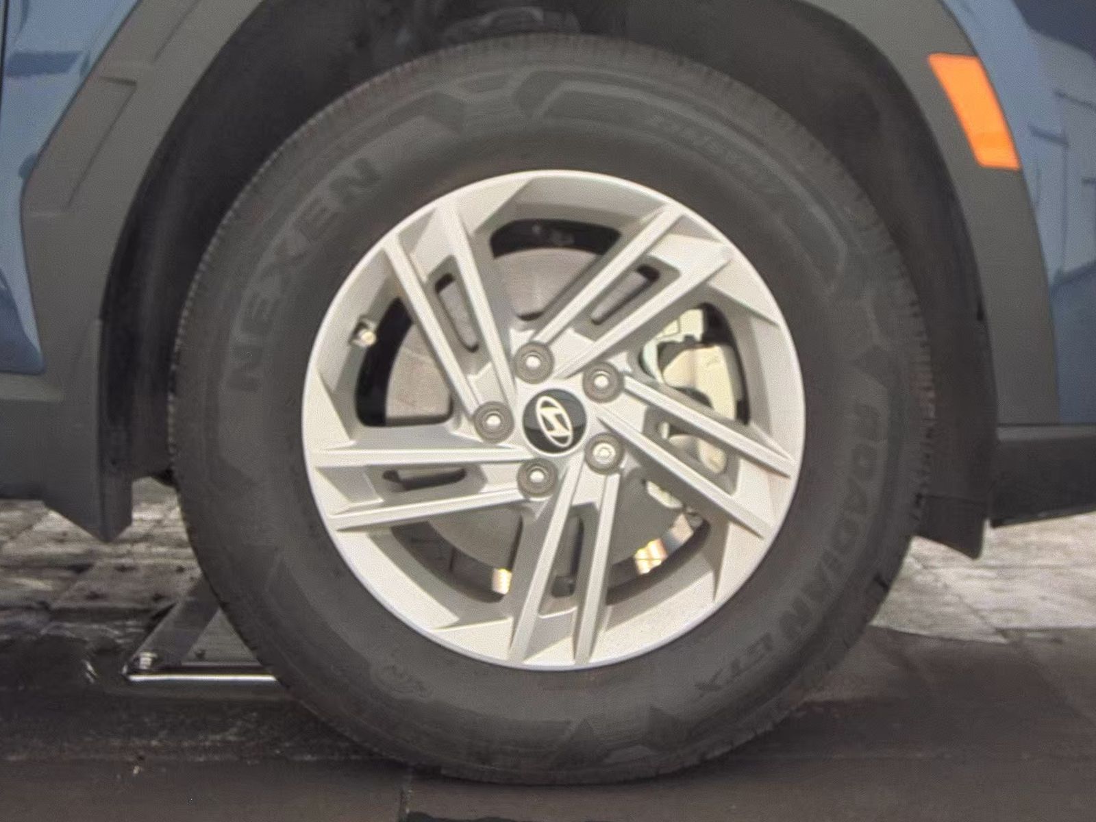 2025 Hyundai Tucson SE FWD