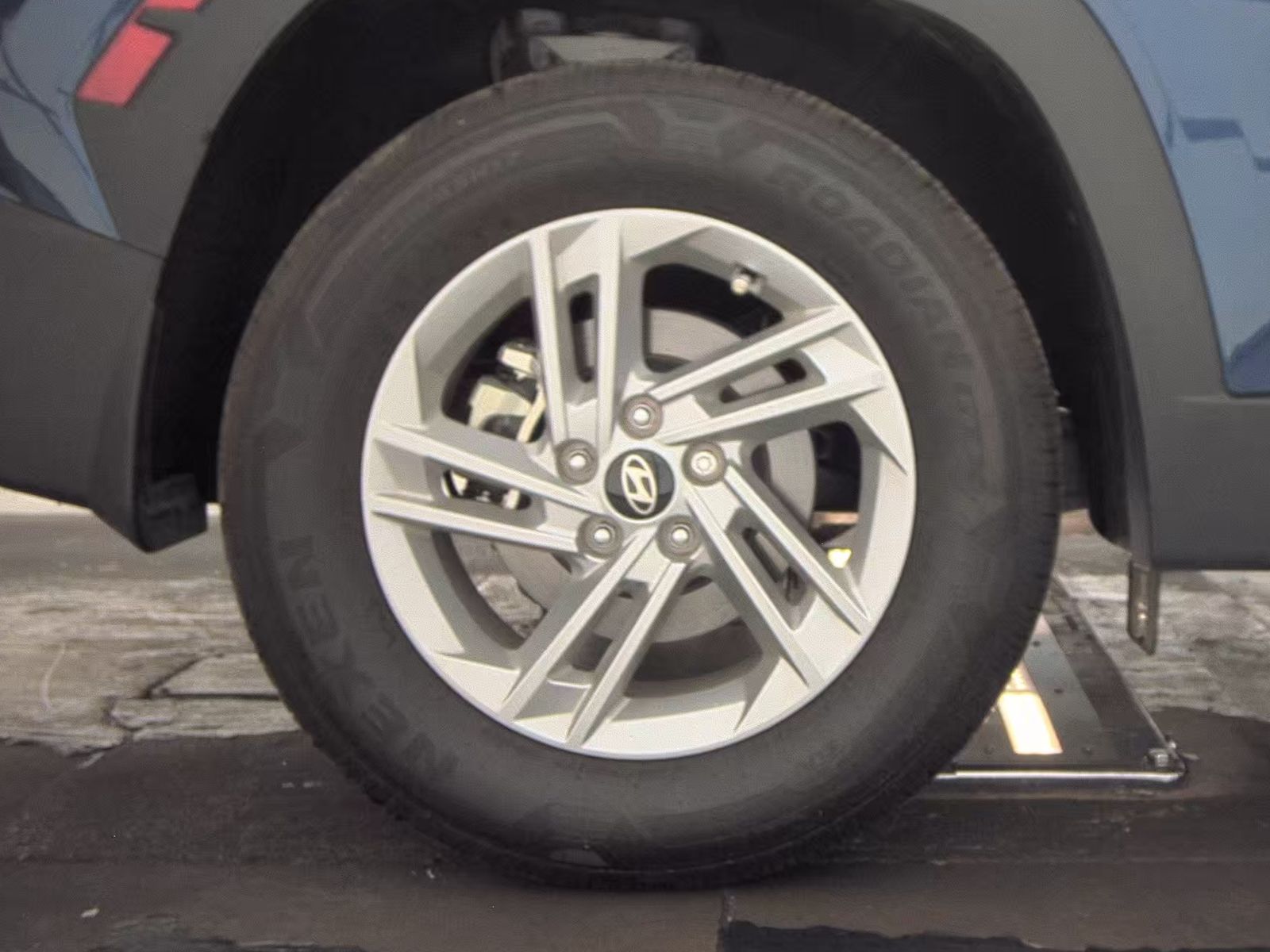 2025 Hyundai Tucson SE FWD