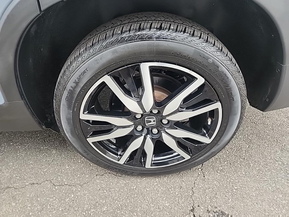 2022 Honda Pilot Touring AWD