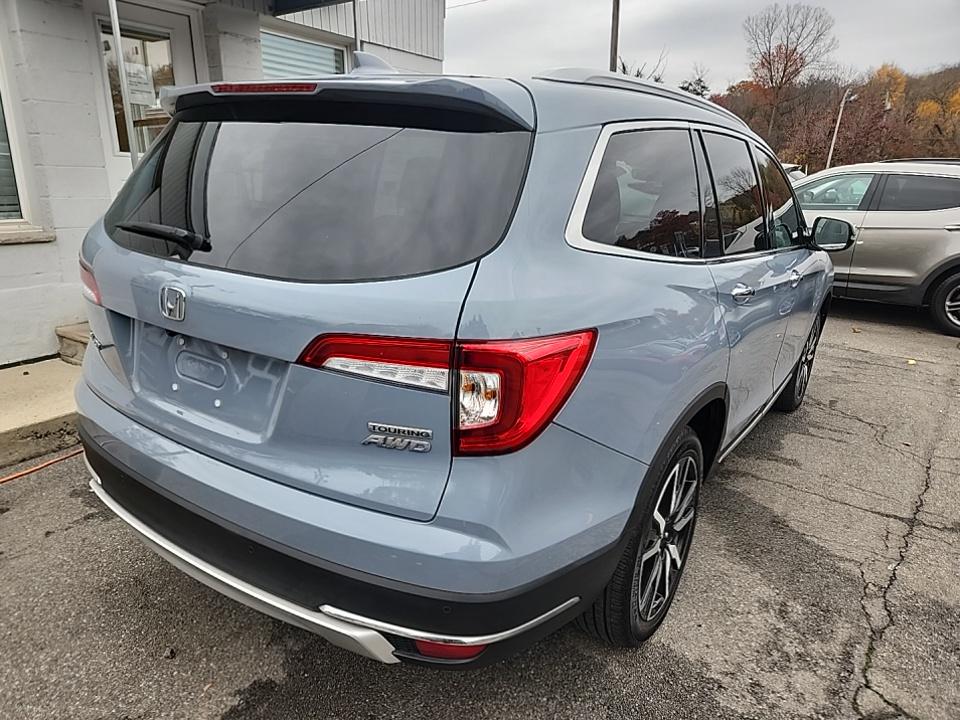 2022 Honda Pilot Touring AWD