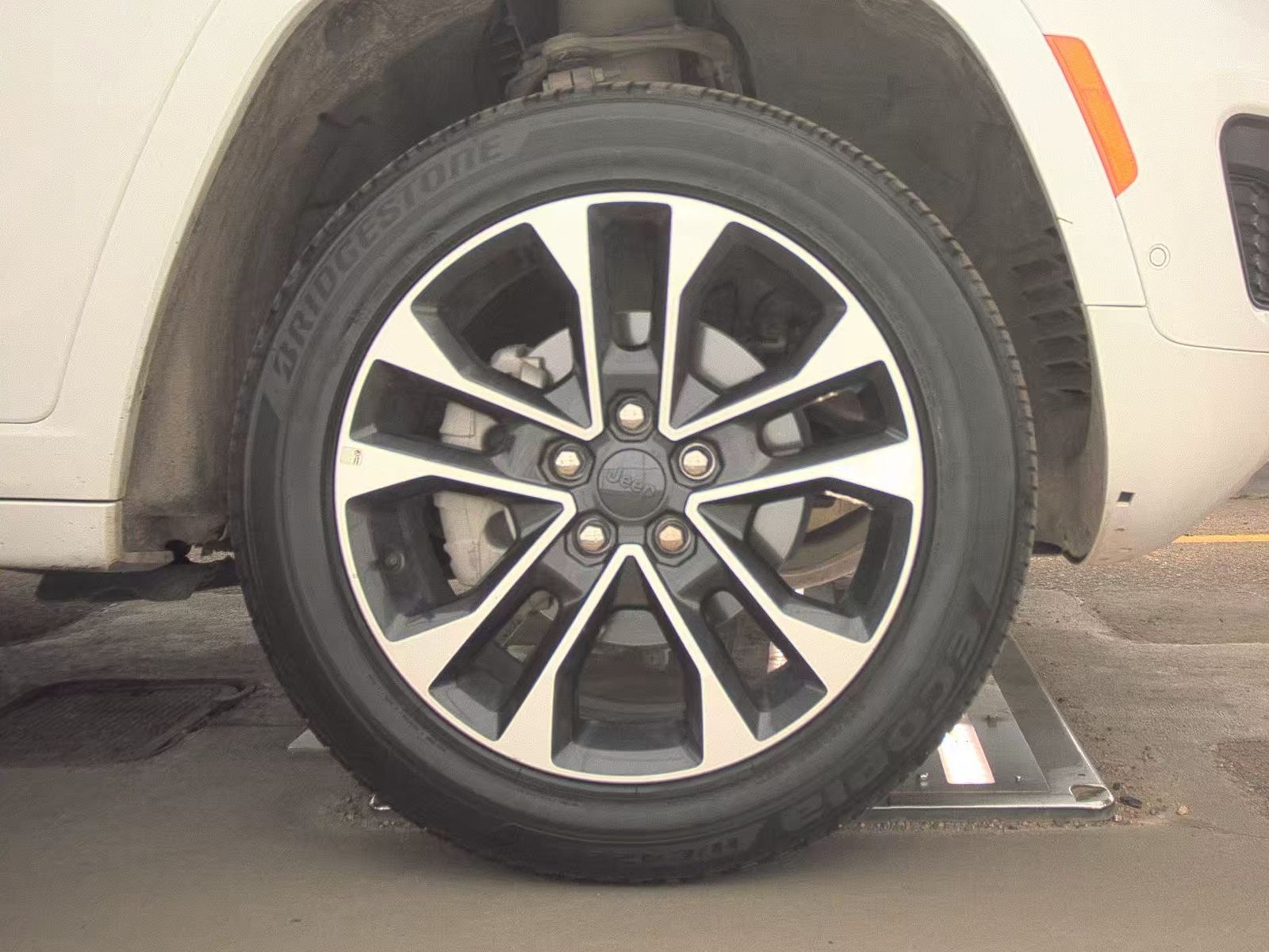 2024 Jeep Grand Cherokee Overland AWD