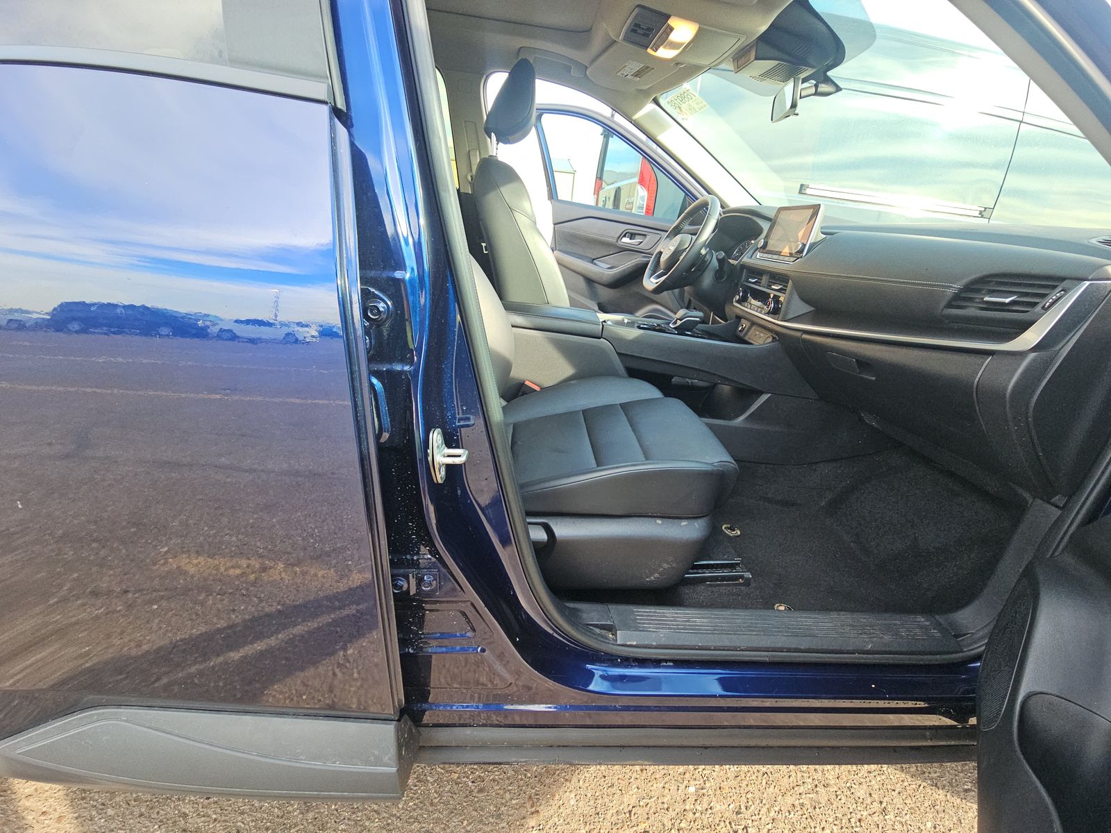 2024 Nissan Rogue SV FWD