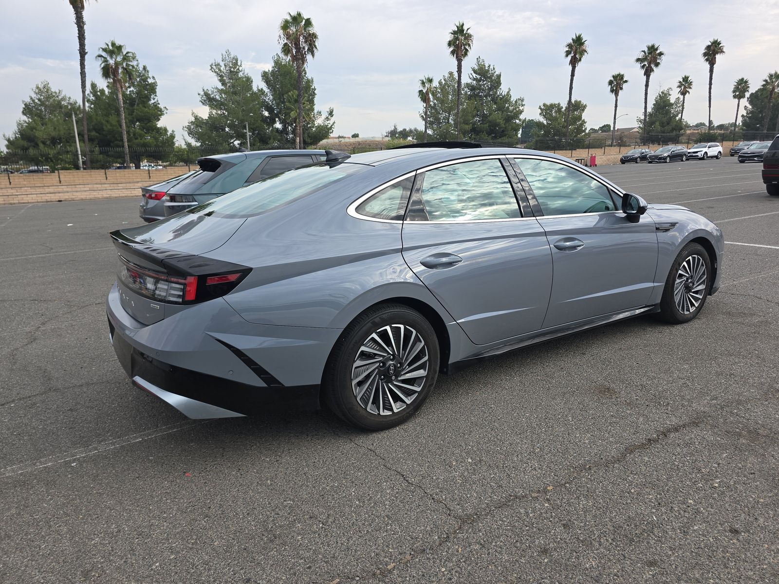 2024 Hyundai Sonata Hybrid Limited FWD