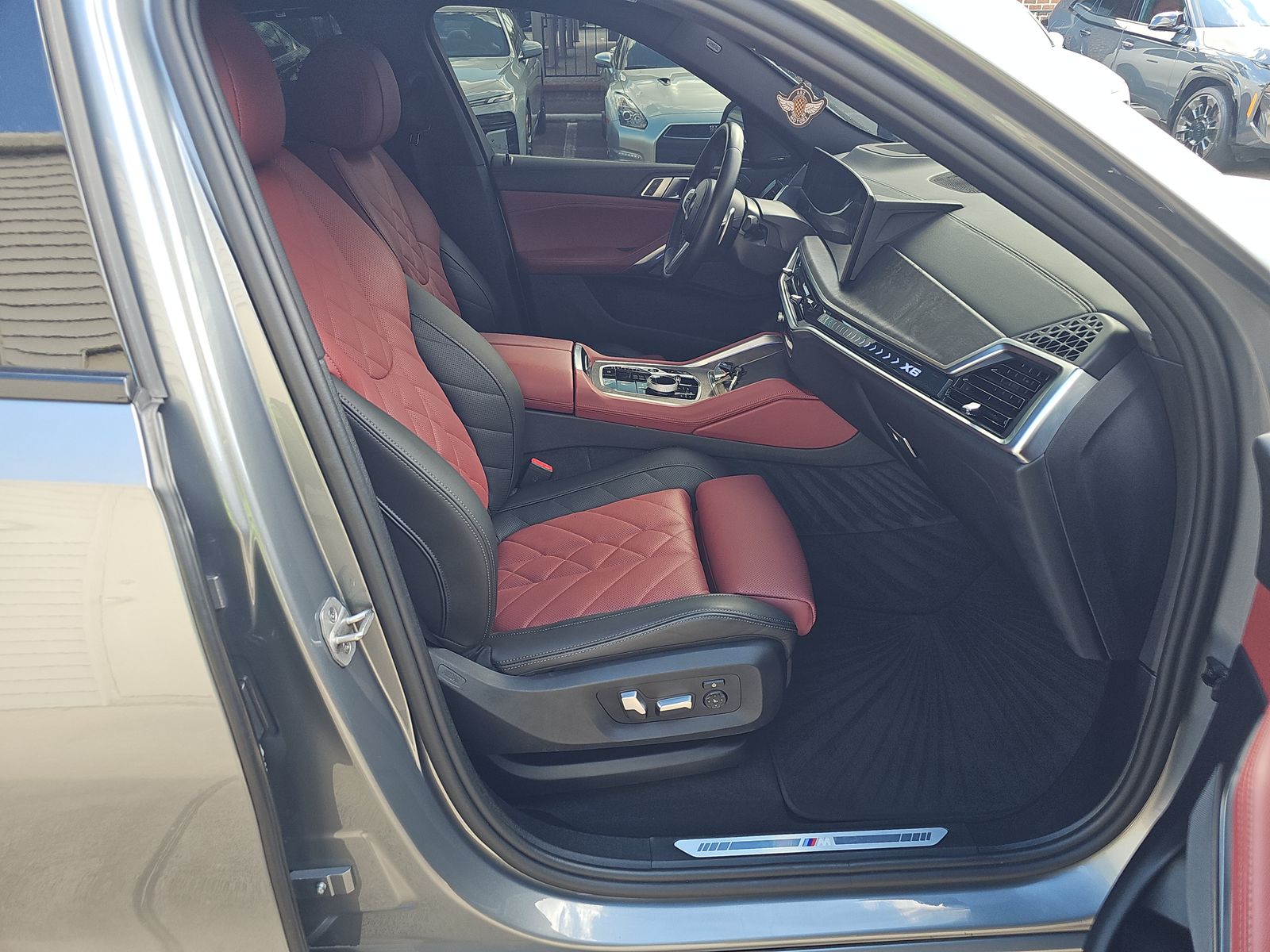 2024 BMW X6 xDrive40i AWD