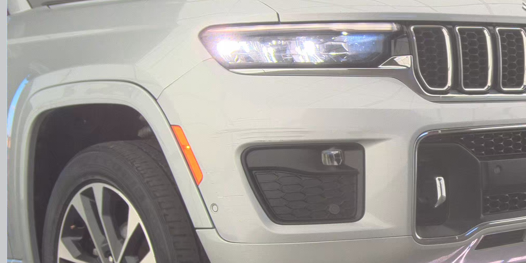 2022 Jeep Grand Cherokee Overland AWD