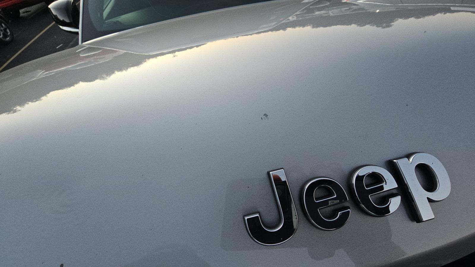 2022 Jeep Grand Cherokee Overland AWD