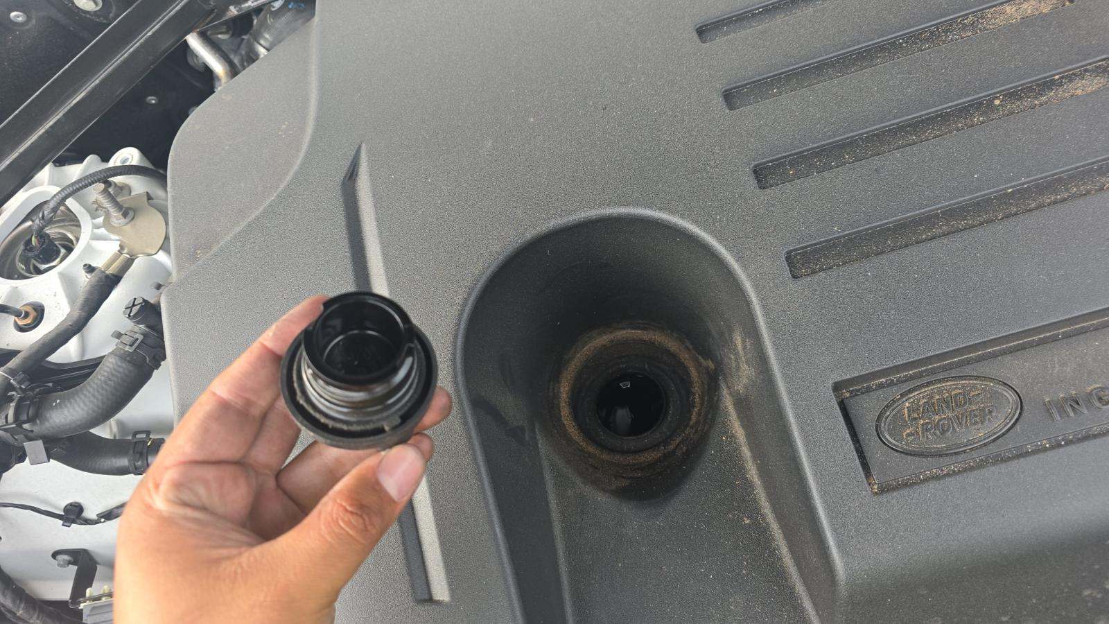 2024 Land Rover Defender 130 X-Dynamic SE AWD