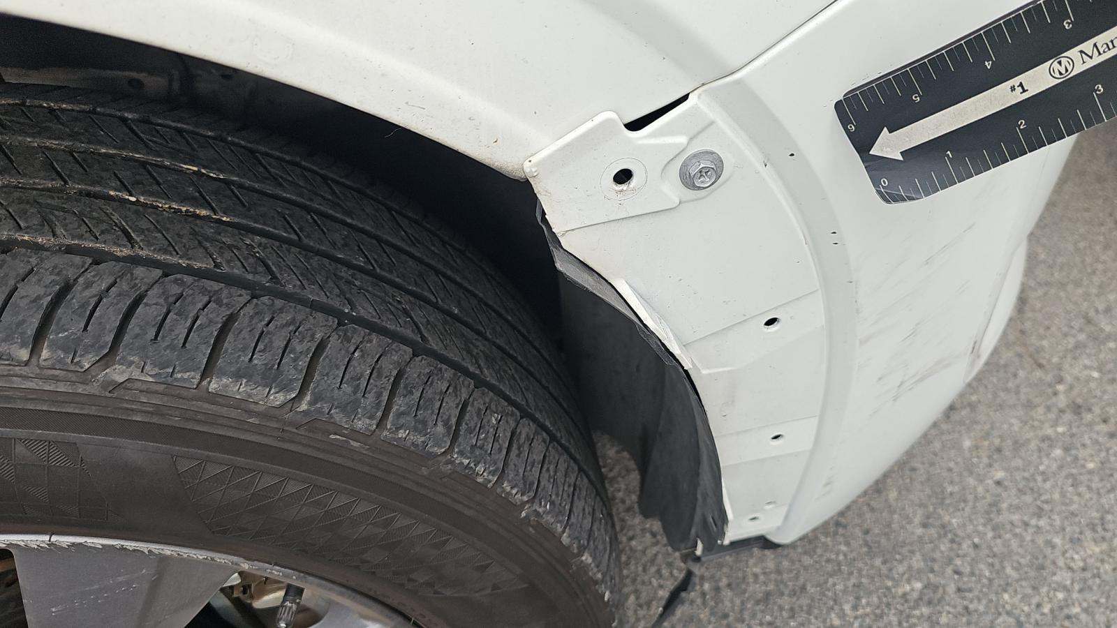 2024 Nissan Pathfinder S FWD