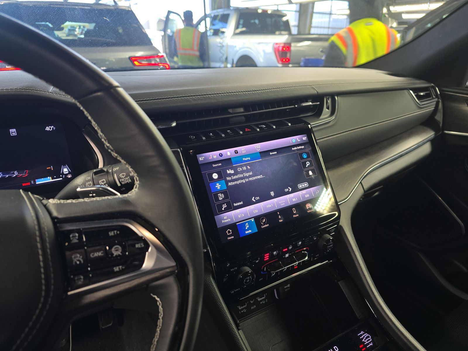 2023 Jeep Grand Cherokee Overland AWD