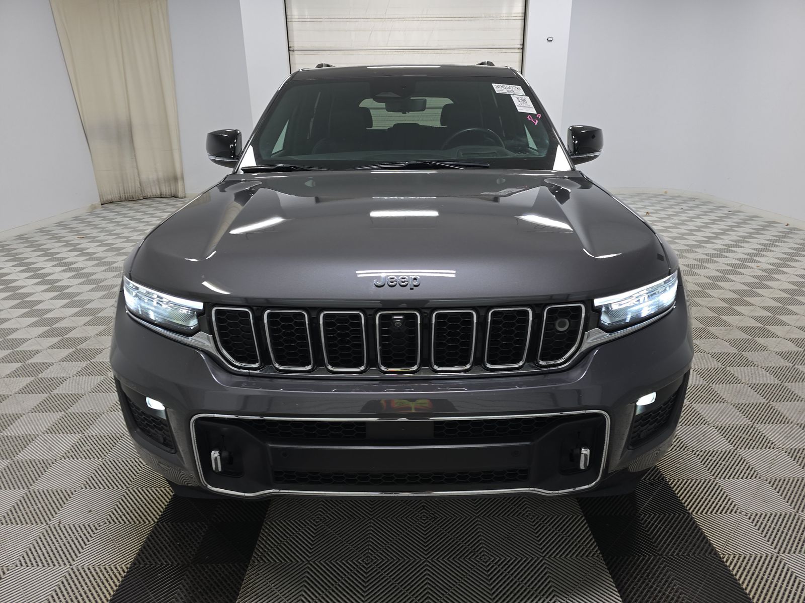 2023 Jeep Grand Cherokee Overland AWD