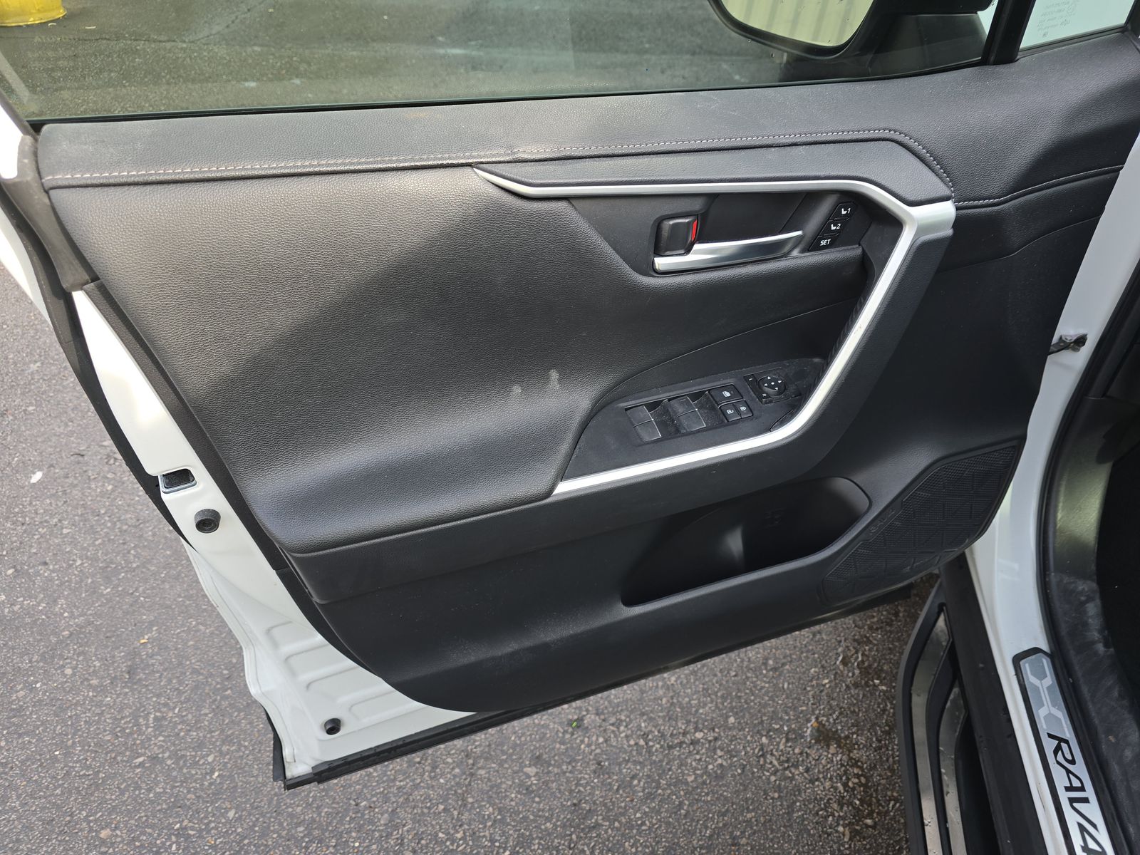 2023 Toyota RAV4 Limited FWD