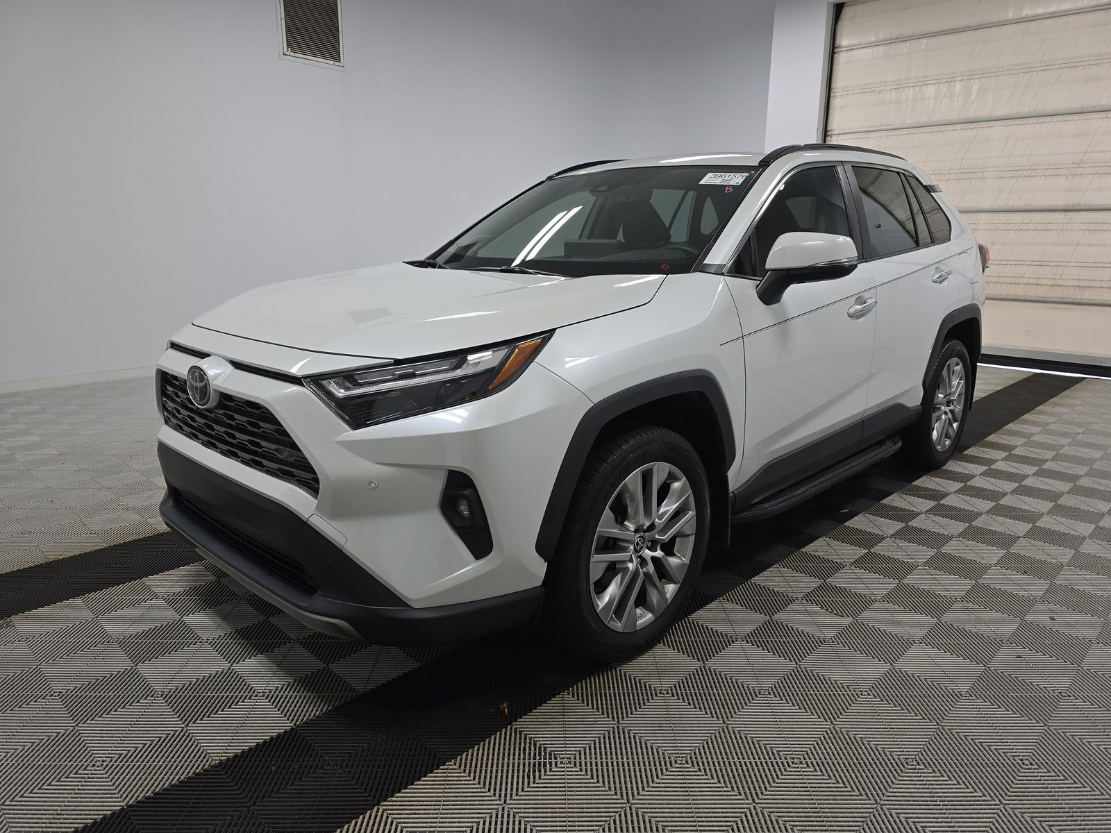 2023 Toyota RAV4 Limited FWD