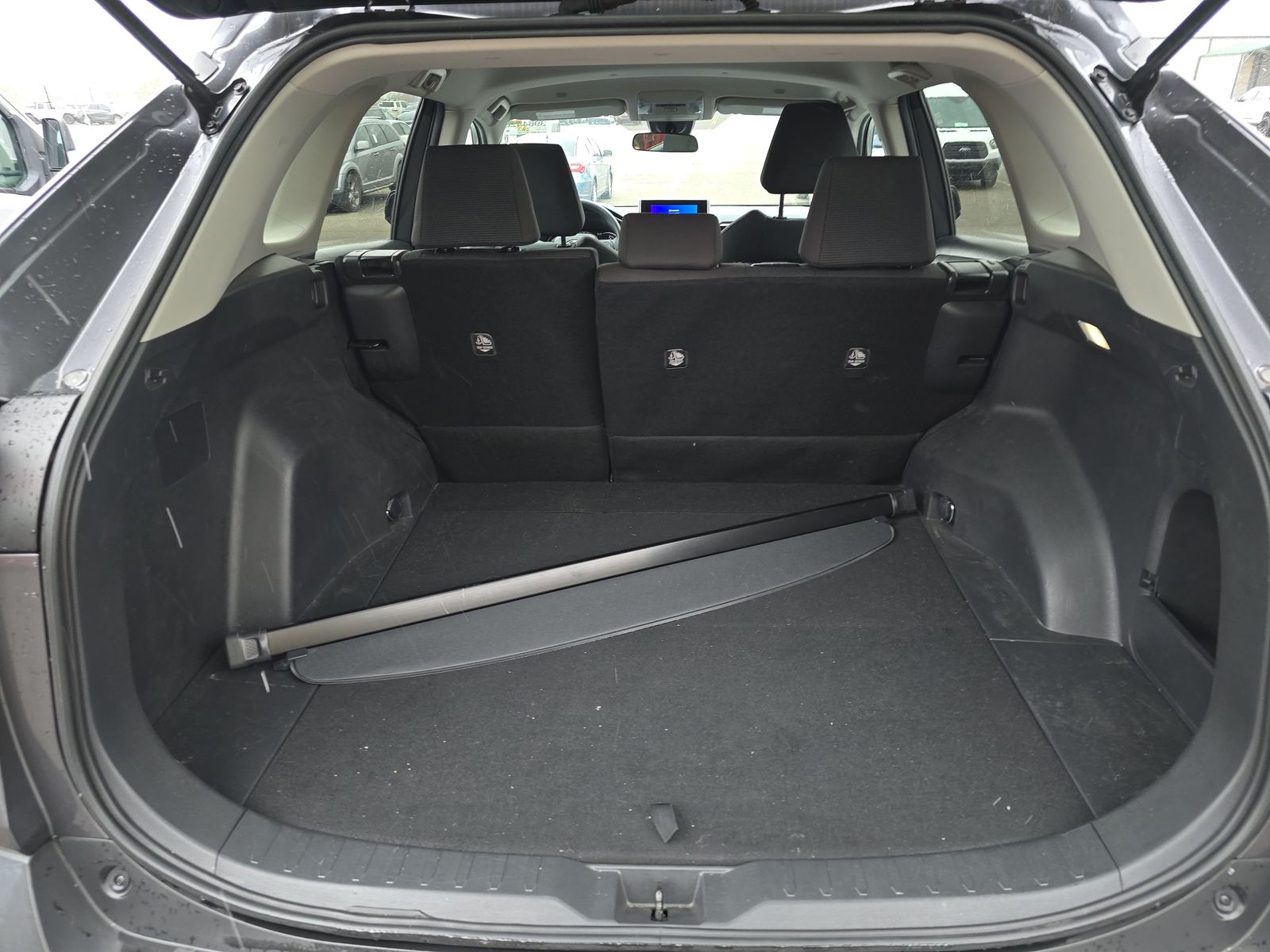 2023 Toyota RAV4 LE FWD