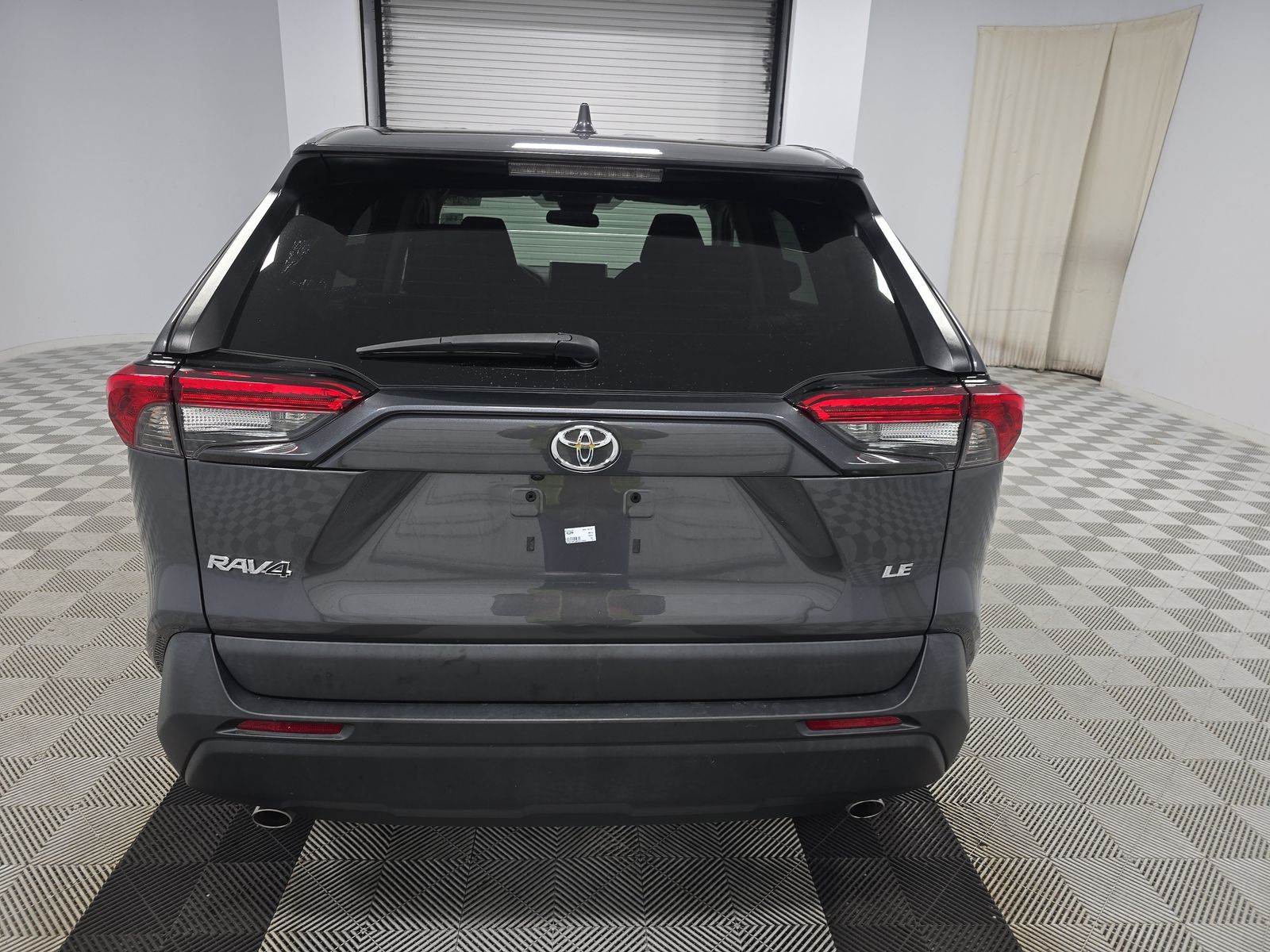 2023 Toyota RAV4 LE FWD
