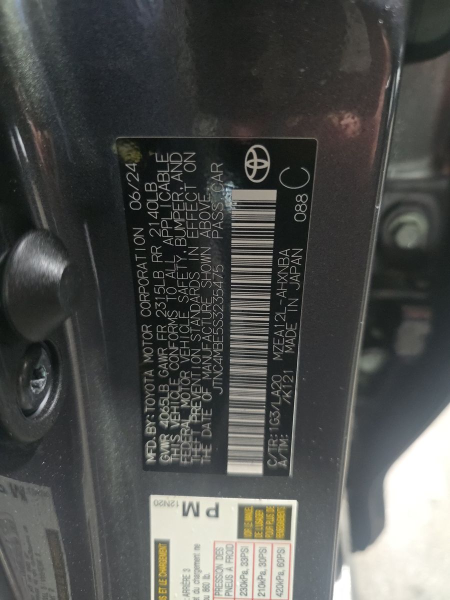 2025 Toyota Corolla XSE FWD