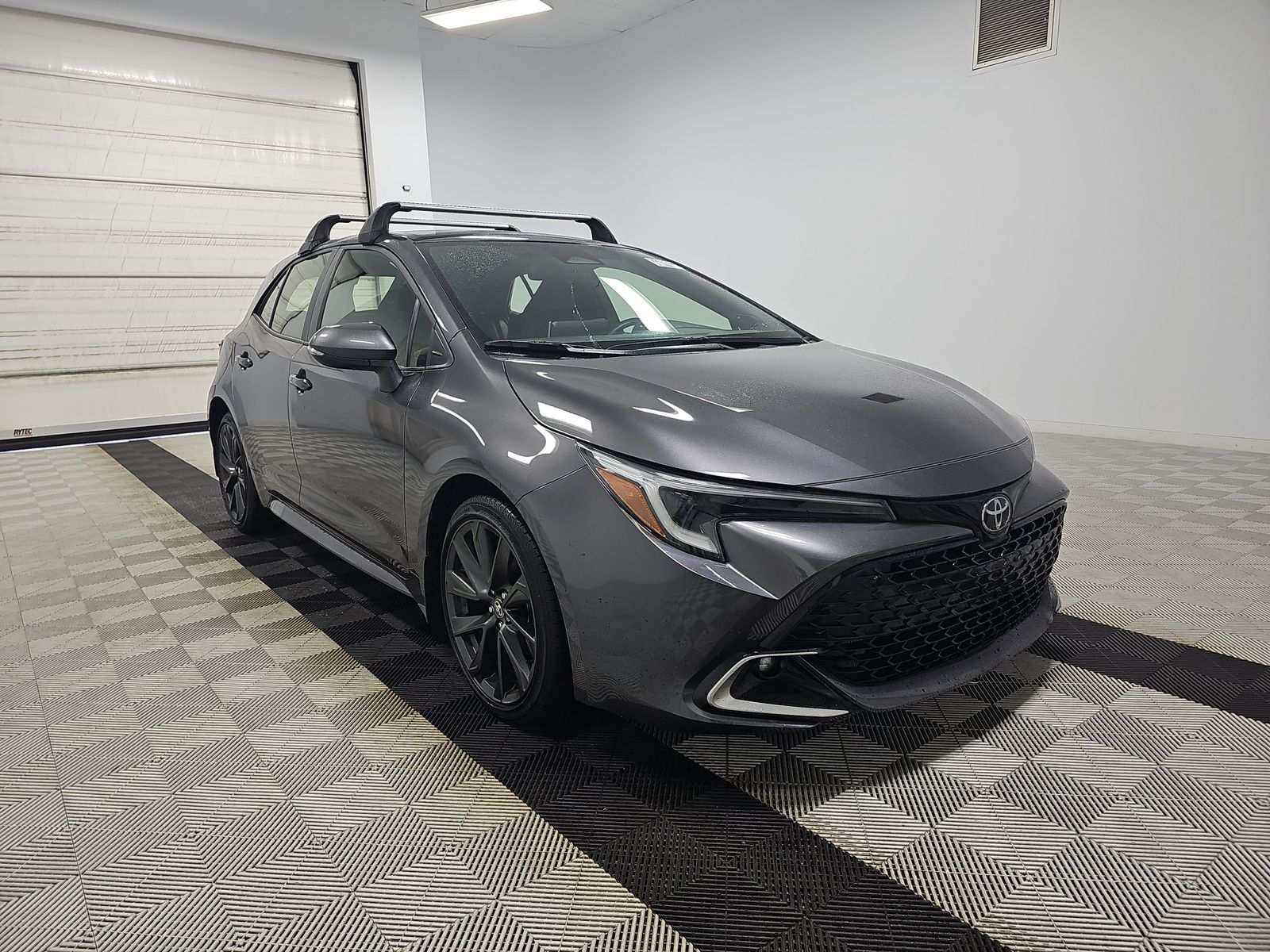 2025 Toyota Corolla XSE FWD