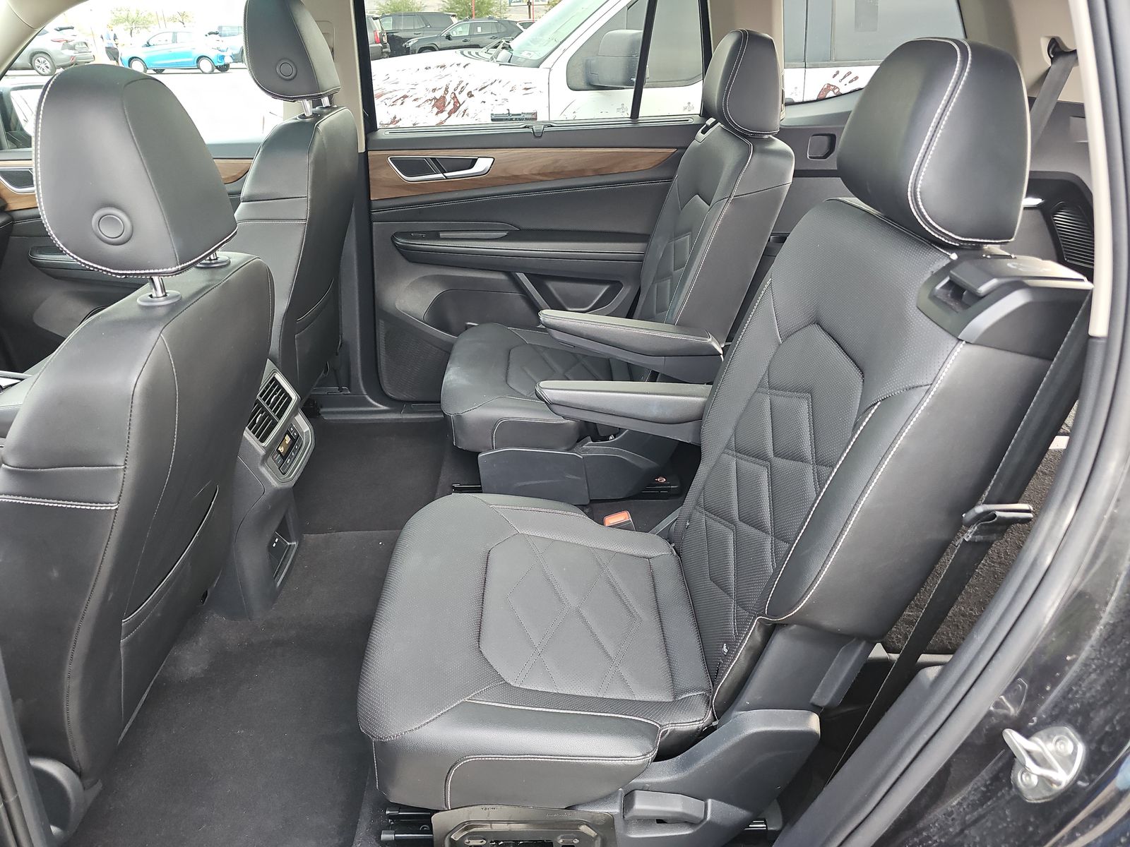 2024 Volkswagen Atlas 2.0T SE FWD