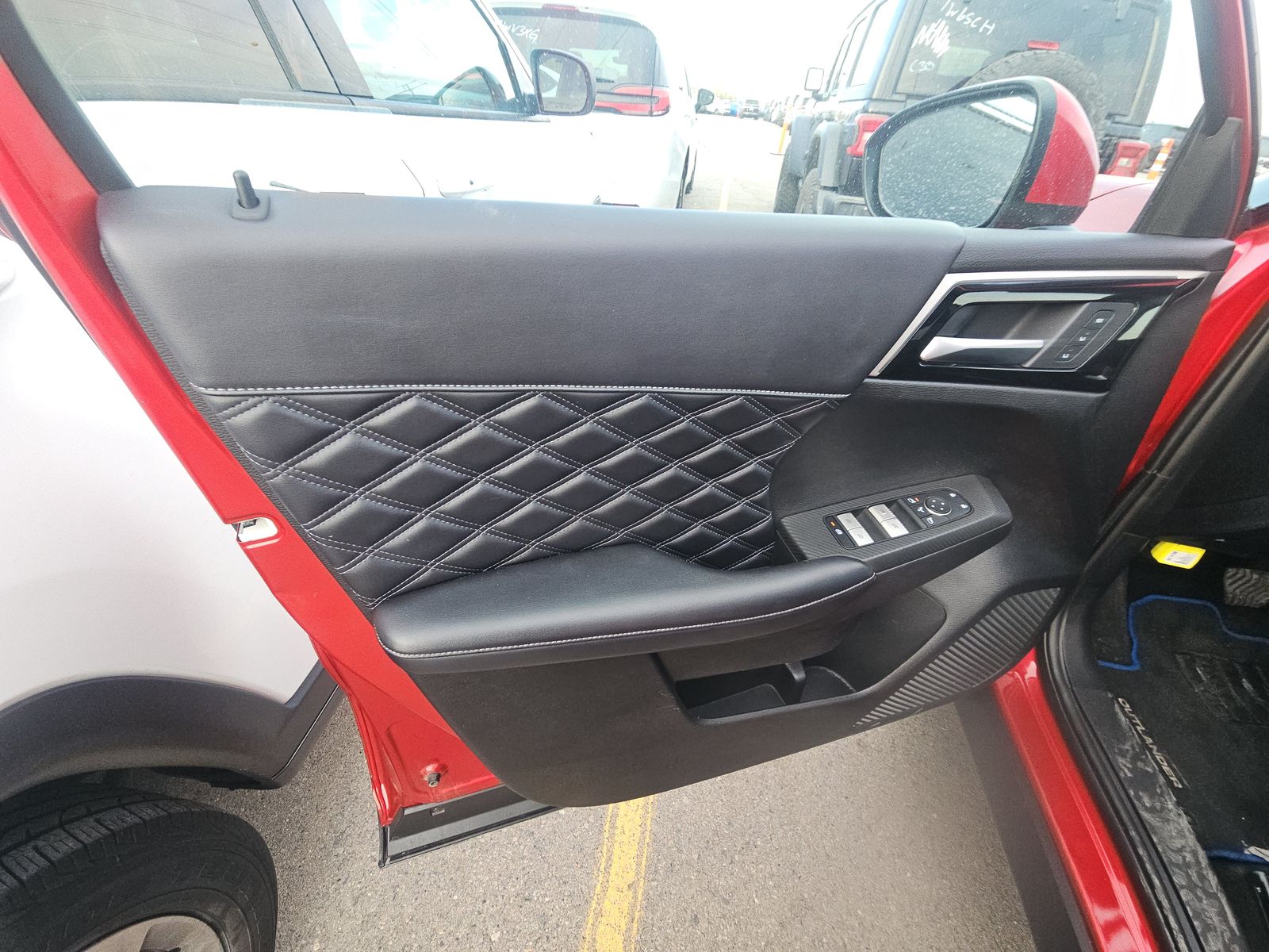 2024 Mitsubishi Outlander PHEV SEL Black Edition AWD