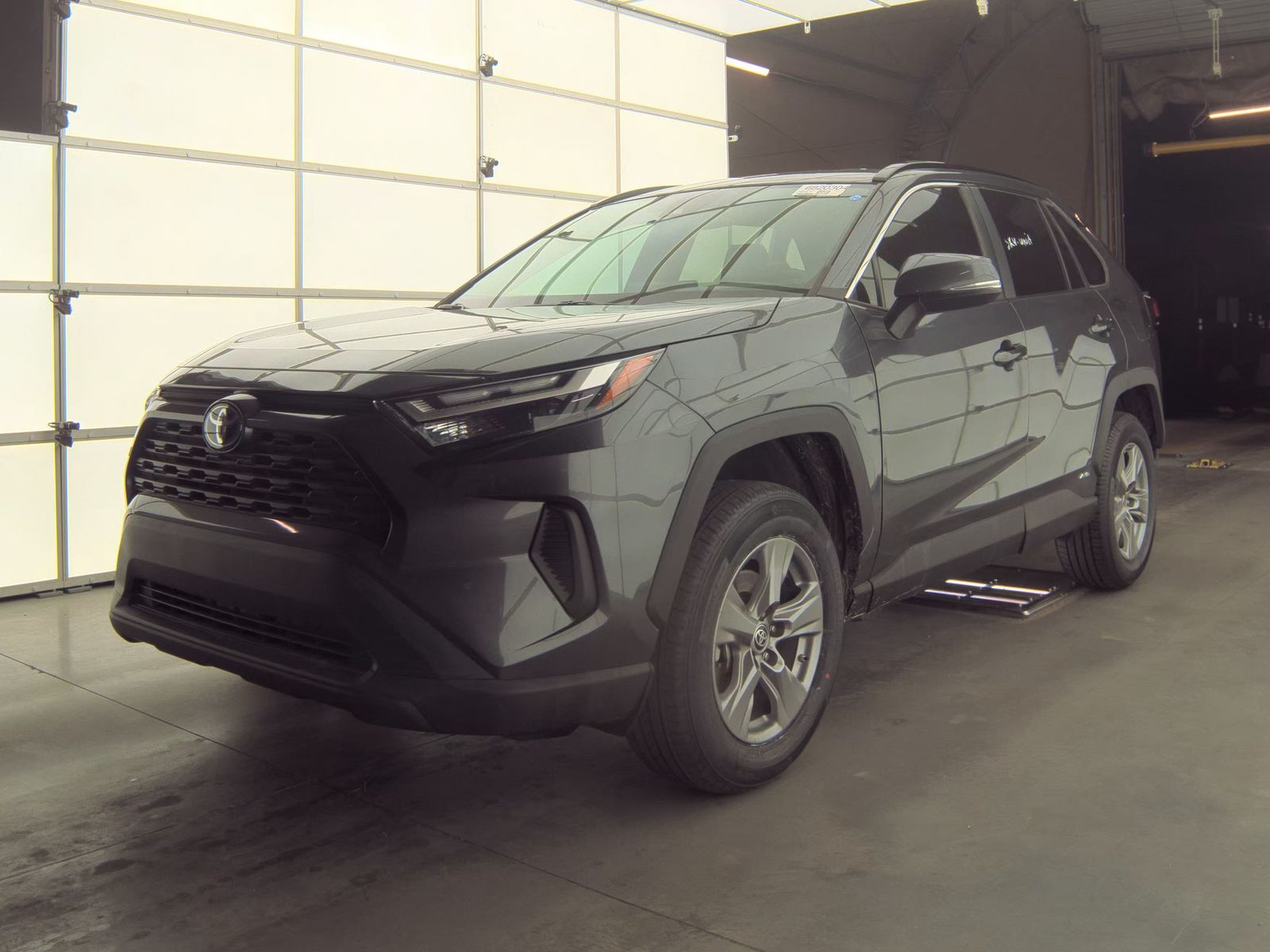 2023 Toyota RAV4 Hybrid LE AWD