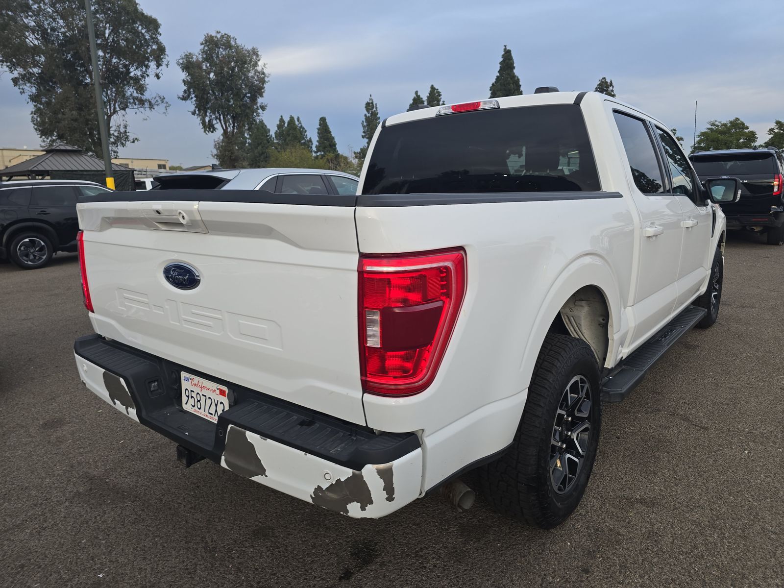 2023 Ford F-150 XLT AWD
