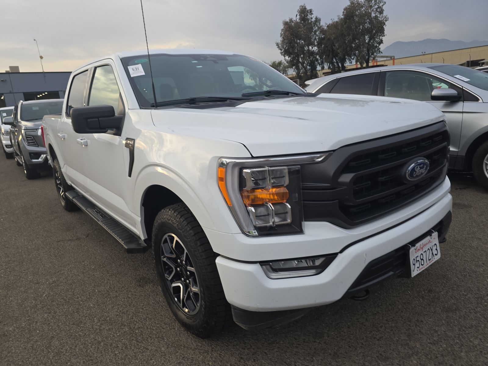 2023 Ford F-150 XLT AWD