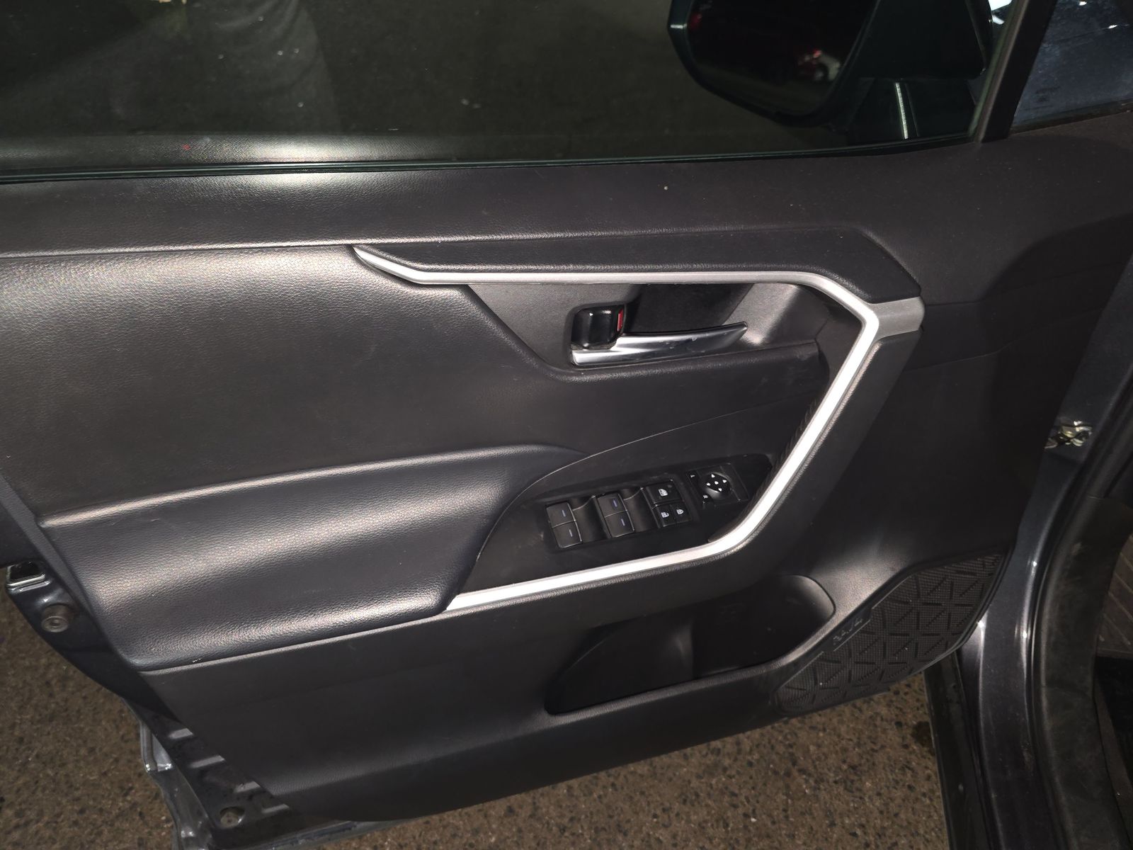 2023 Toyota RAV4 XLE AWD