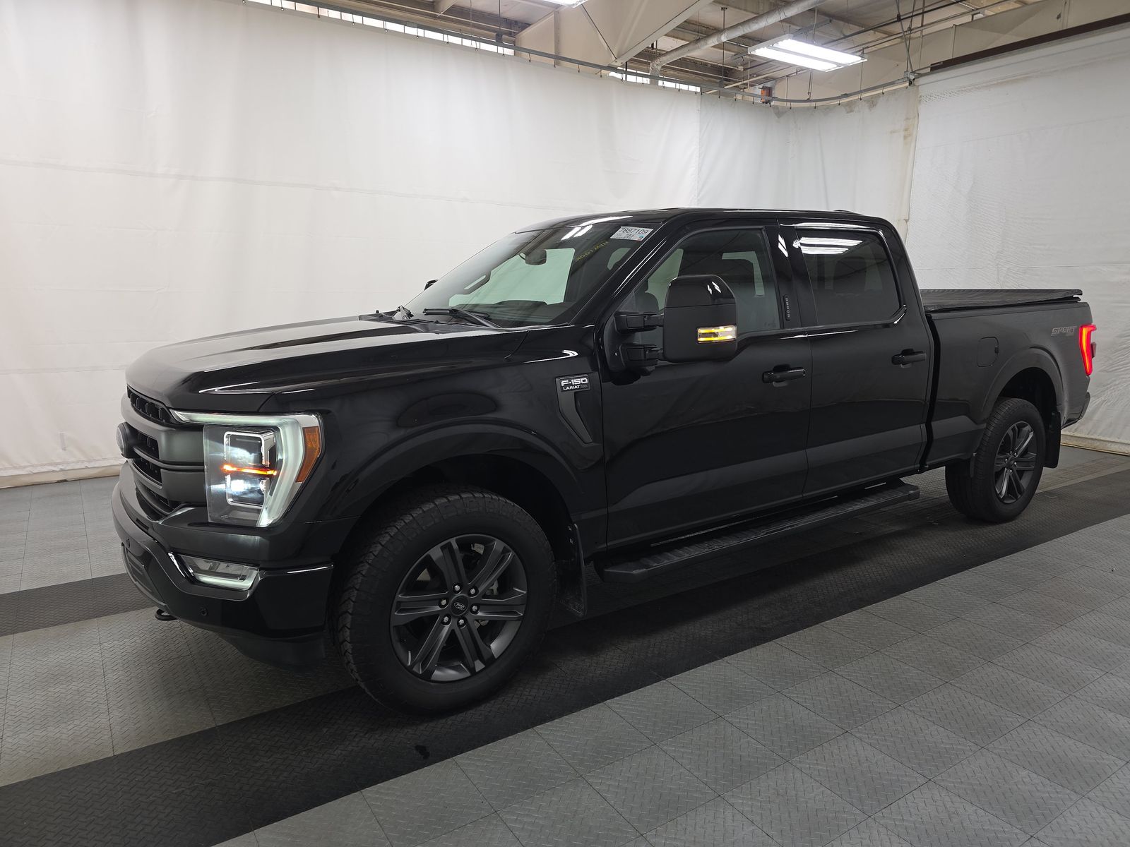 2023 Ford F-150 Lariat AWD