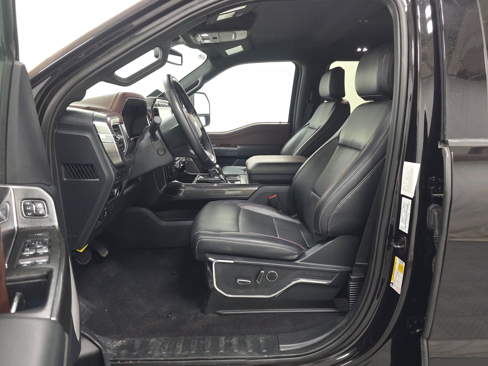 2023 Ford F-150 Lariat AWD