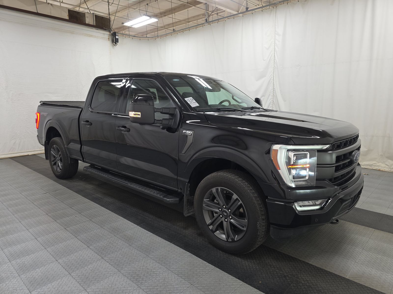 2023 Ford F-150 Lariat AWD