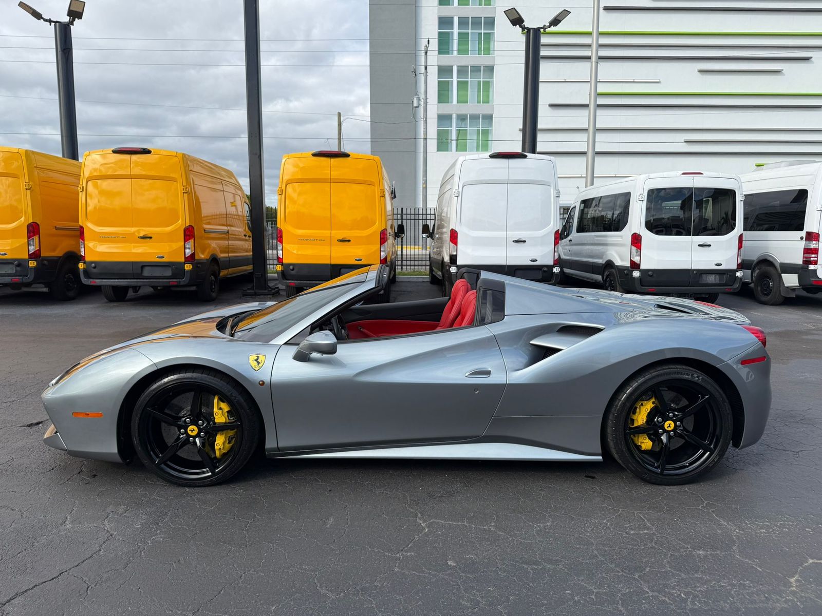 2019 Ferrari 488 Base RWD