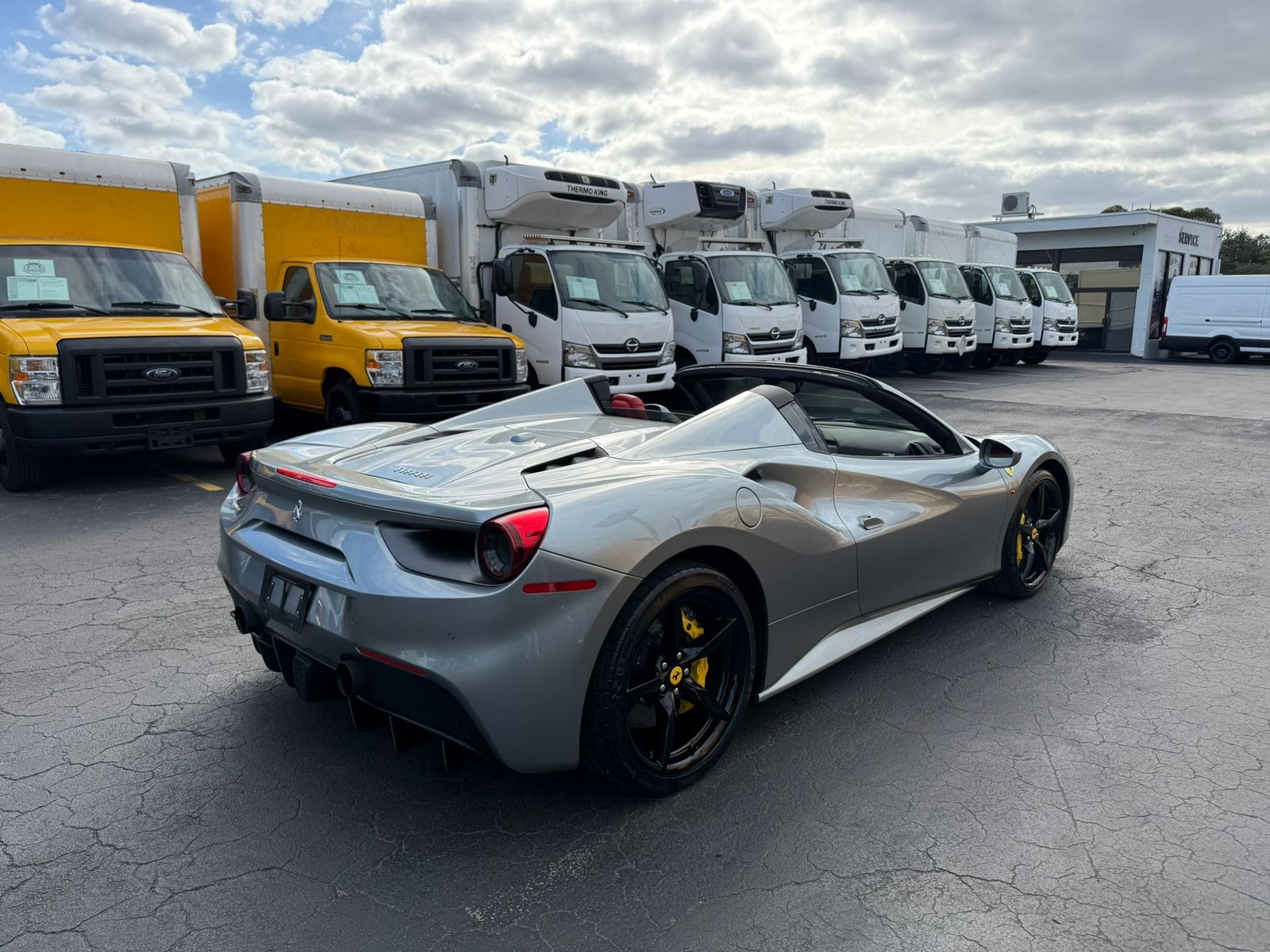 2019 Ferrari 488 Base RWD