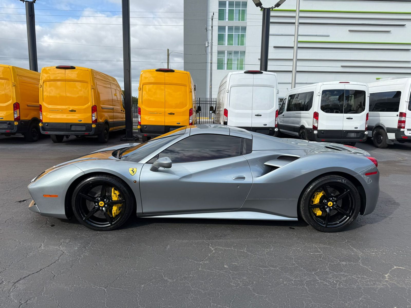 2019 Ferrari 488 Base RWD