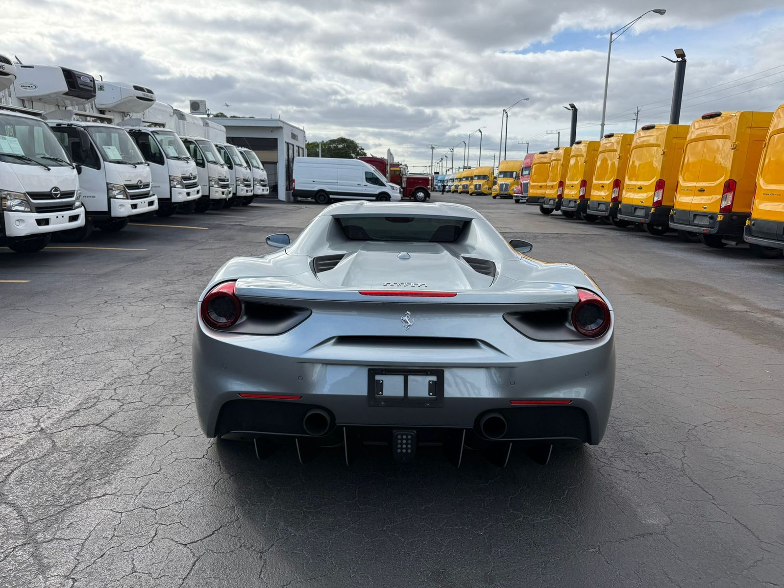 2019 Ferrari 488 Base RWD