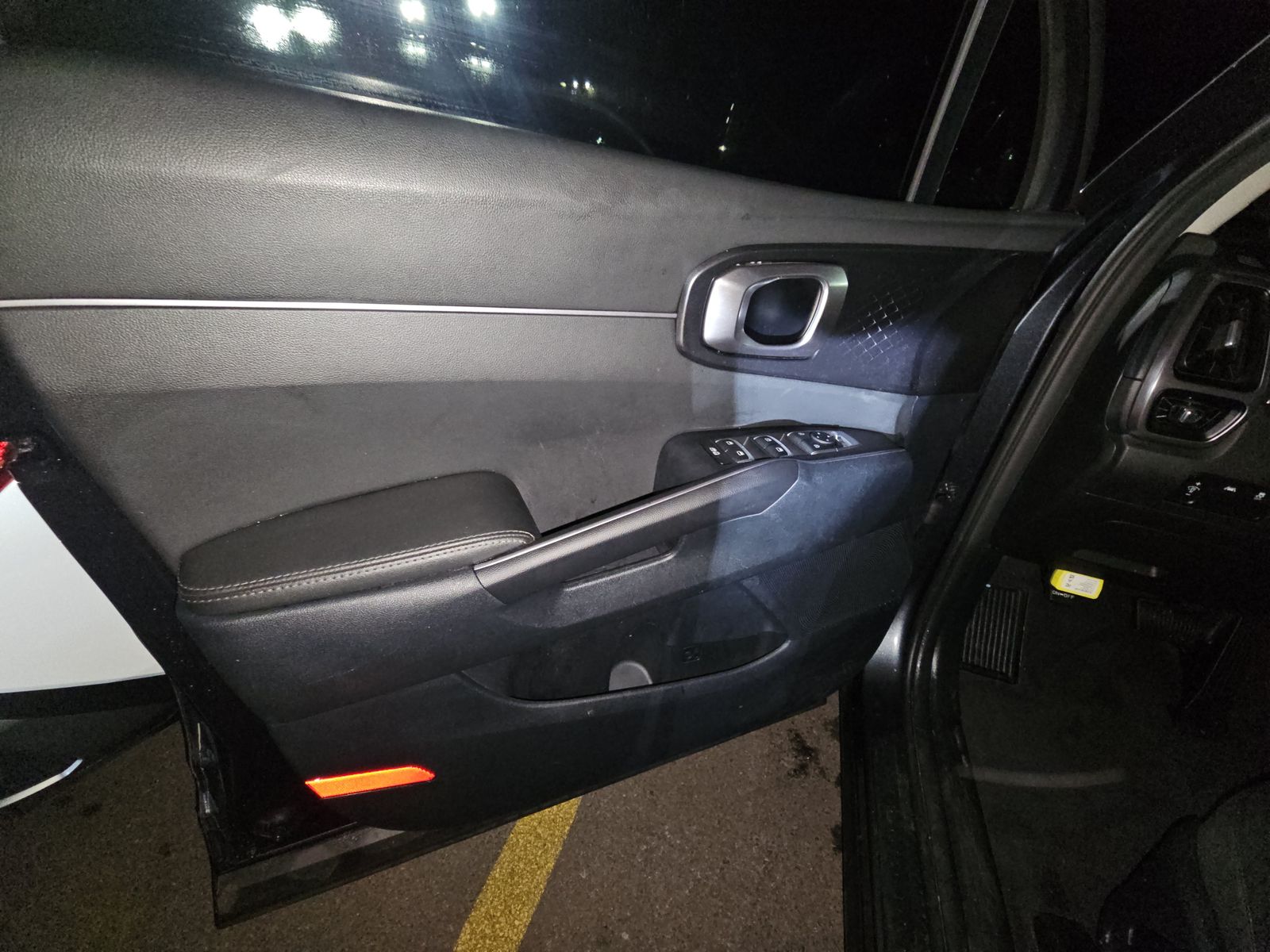 2023 Kia Sorento S FWD