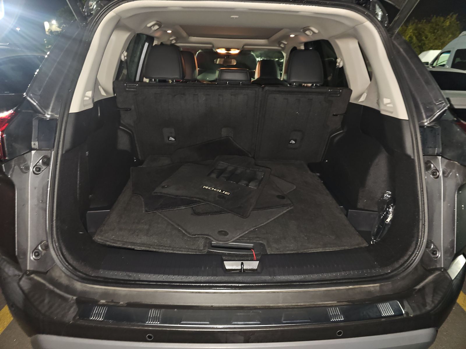 2023 Nissan Rogue SV FWD