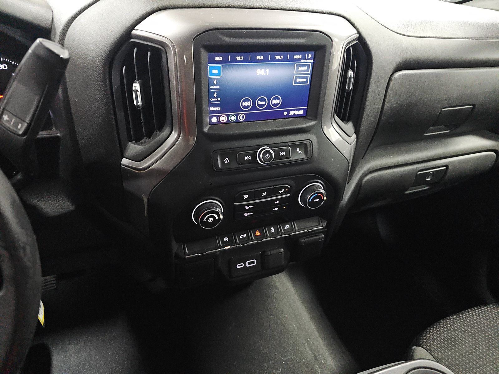 2021 Chevrolet Silverado 1500 Custom AWD