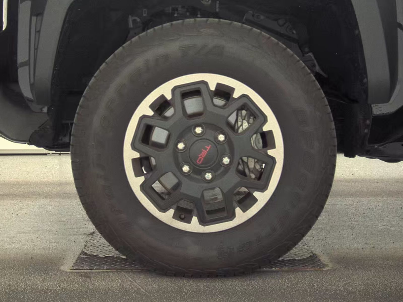 2025 Toyota Tacoma TRD Off-Road AWD