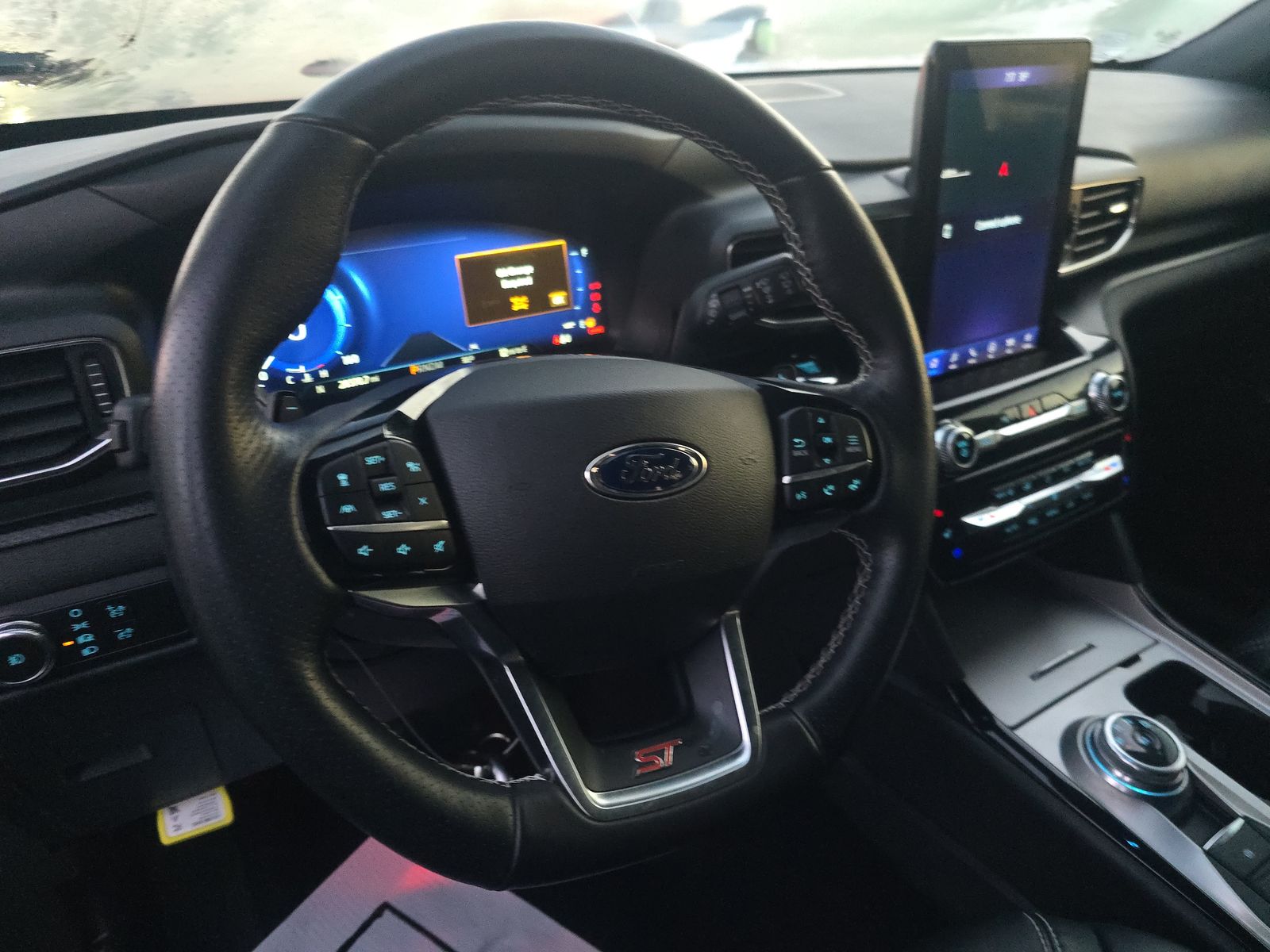 2022 Ford Explorer ST AWD