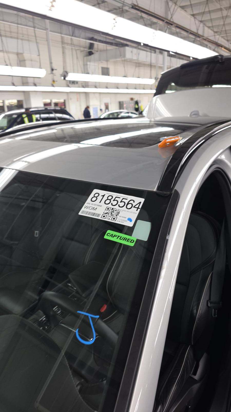 2022 Volvo XC60 Recharge T8 R-Design AWD