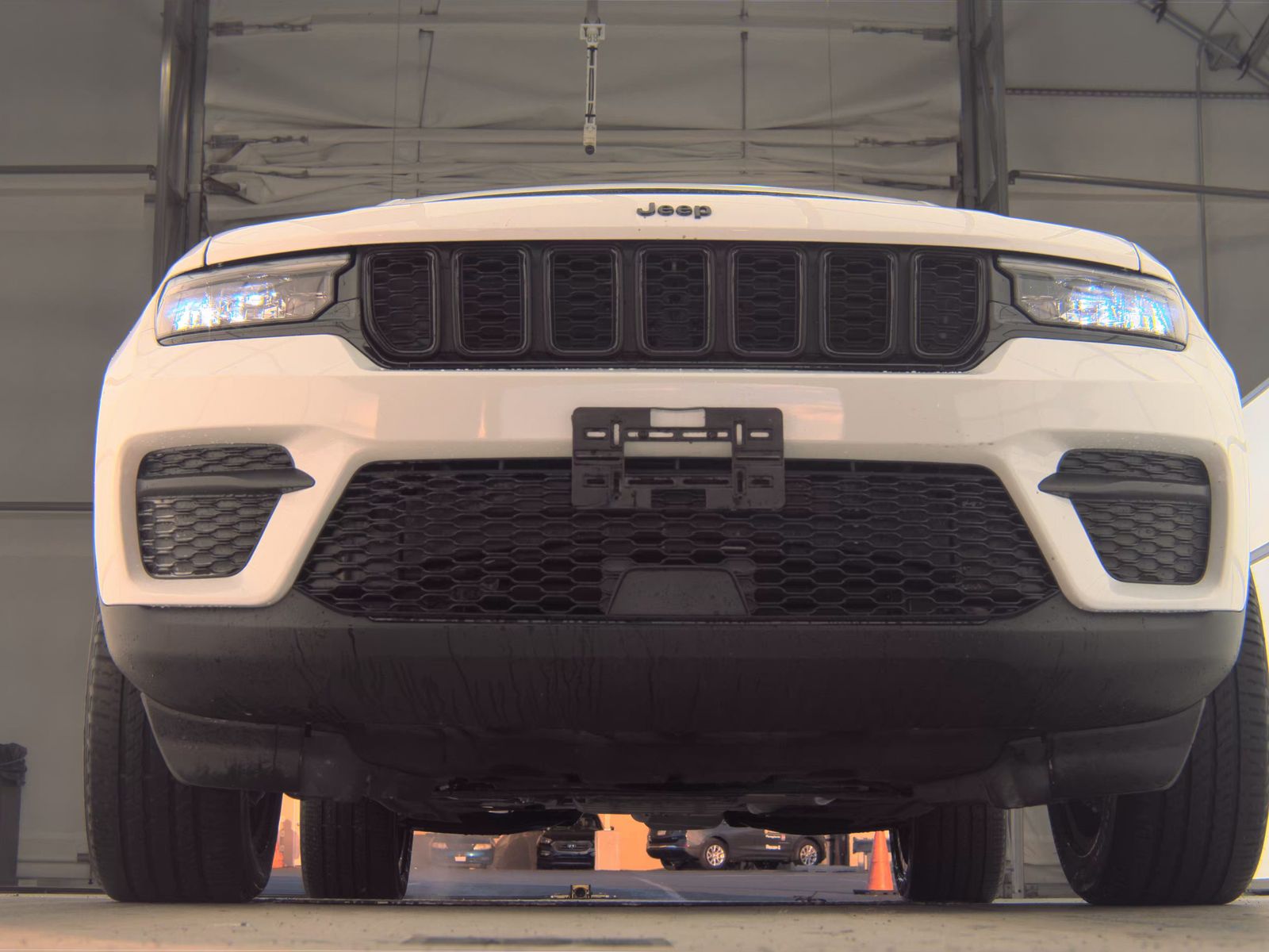 2023 Jeep Grand Cherokee Altitude AWD