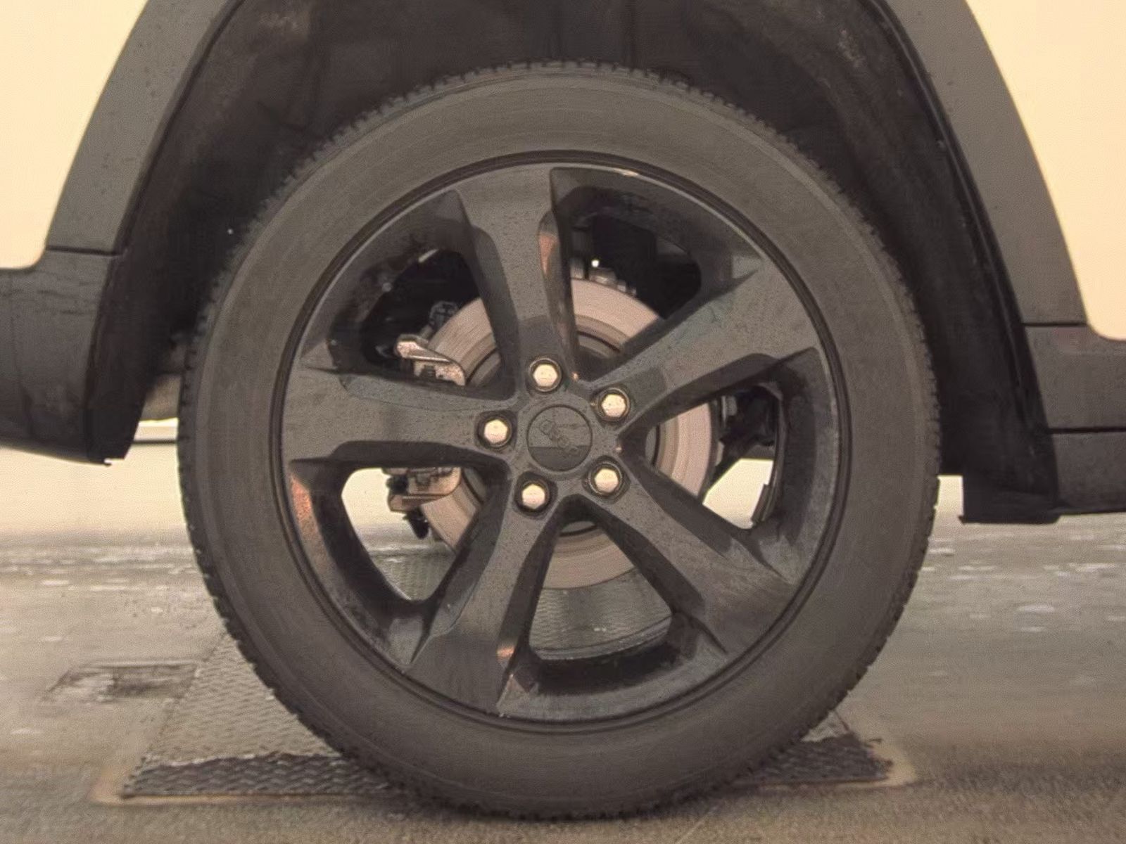 2023 Jeep Grand Cherokee Altitude AWD