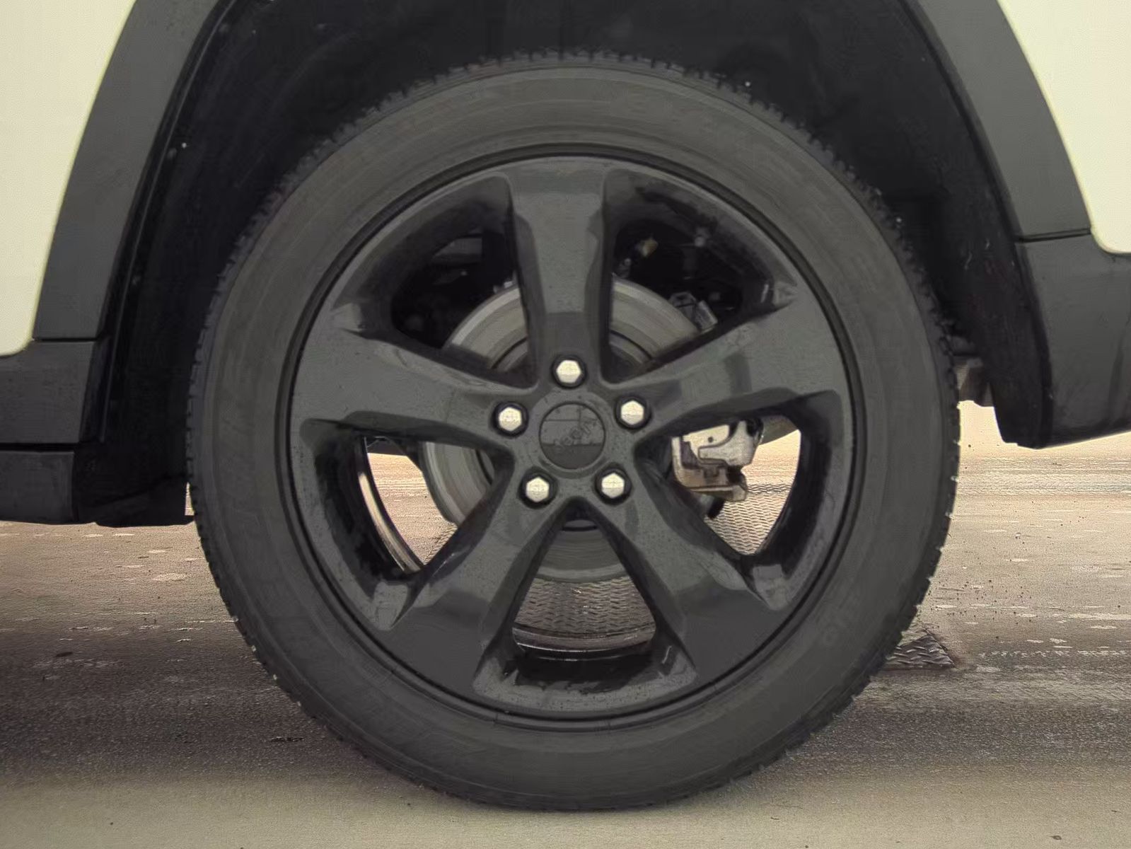 2023 Jeep Grand Cherokee Altitude AWD