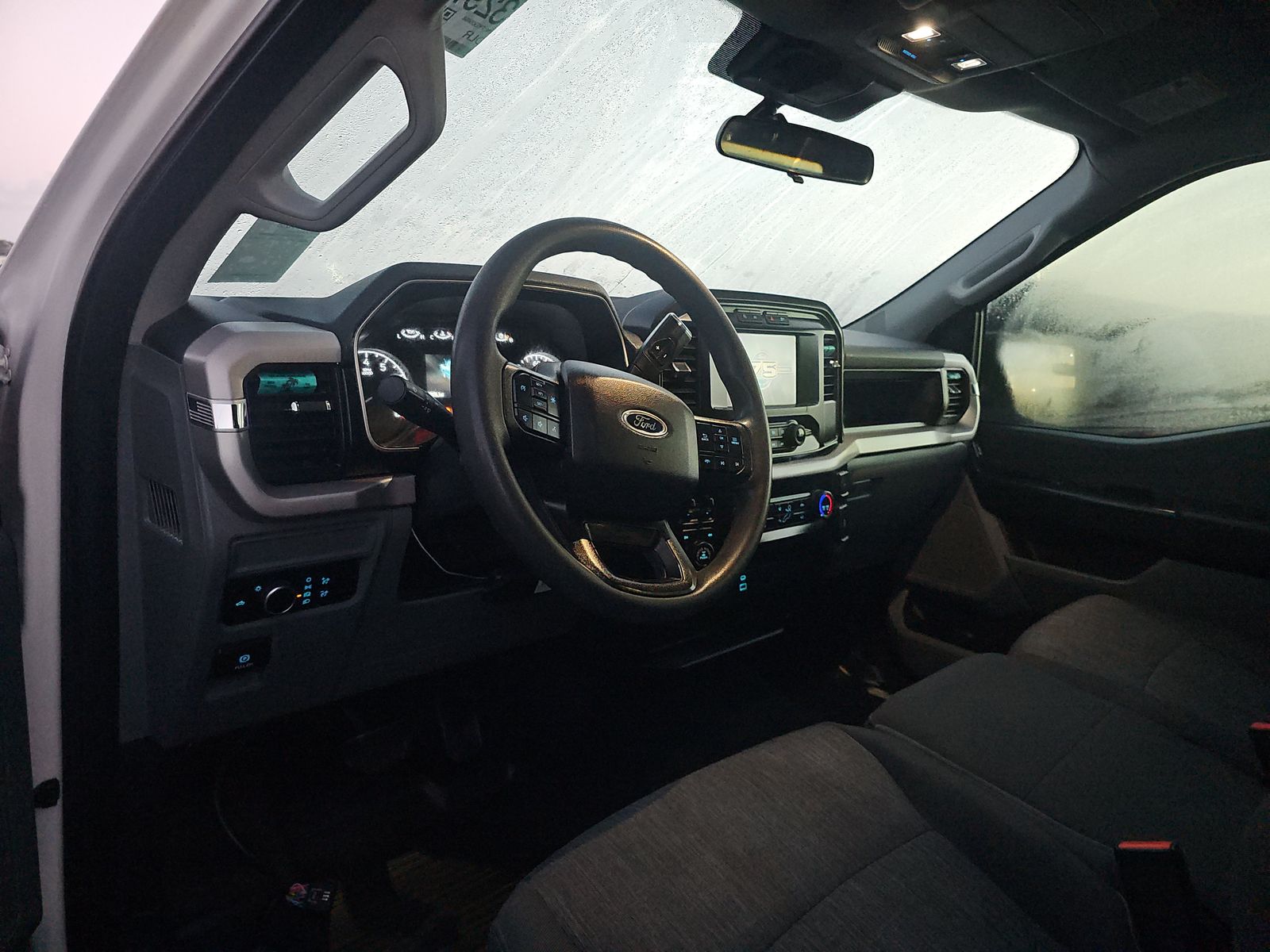 2023 Ford F-150 XL AWD