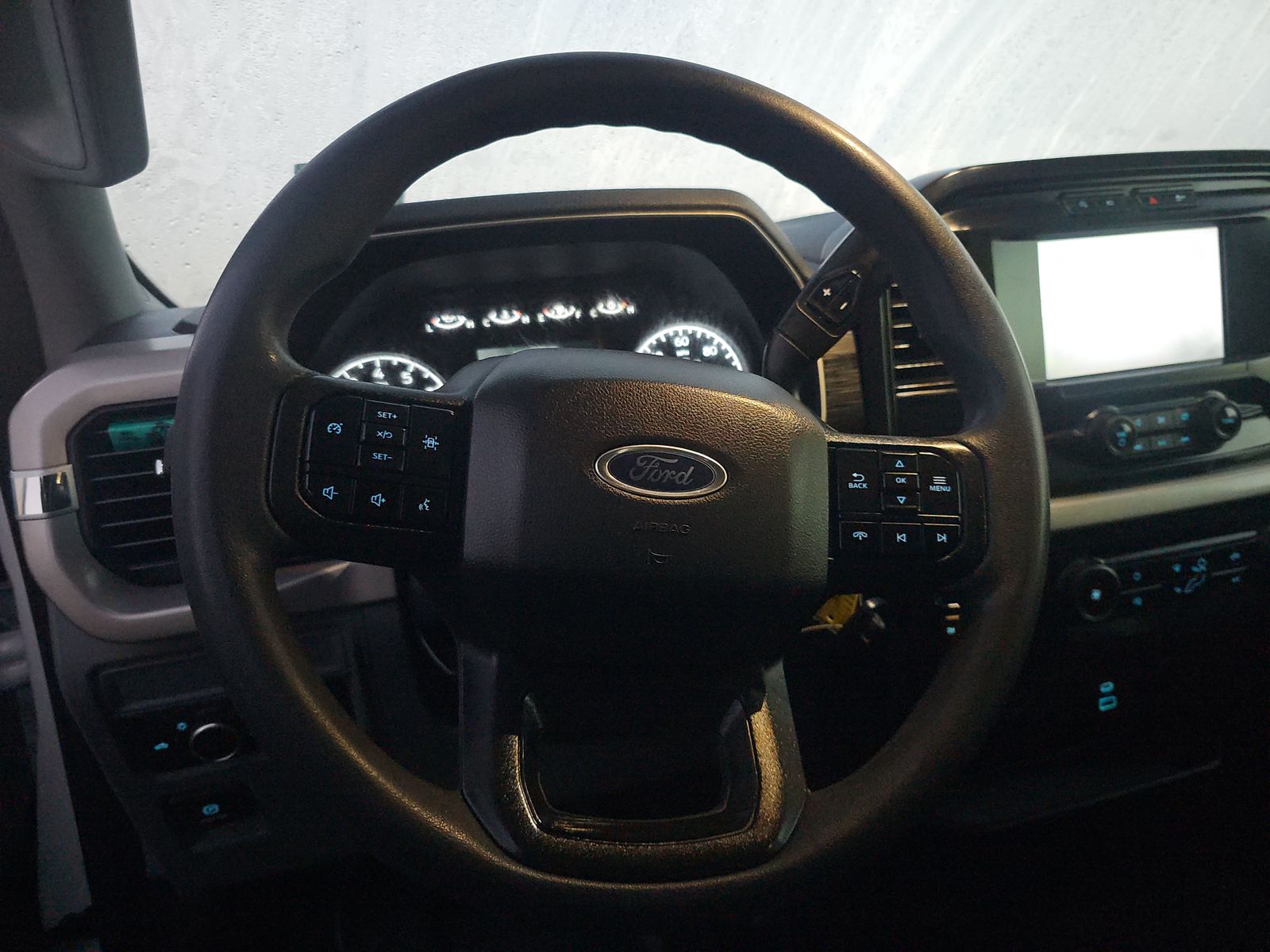 2023 Ford F-150 XL AWD