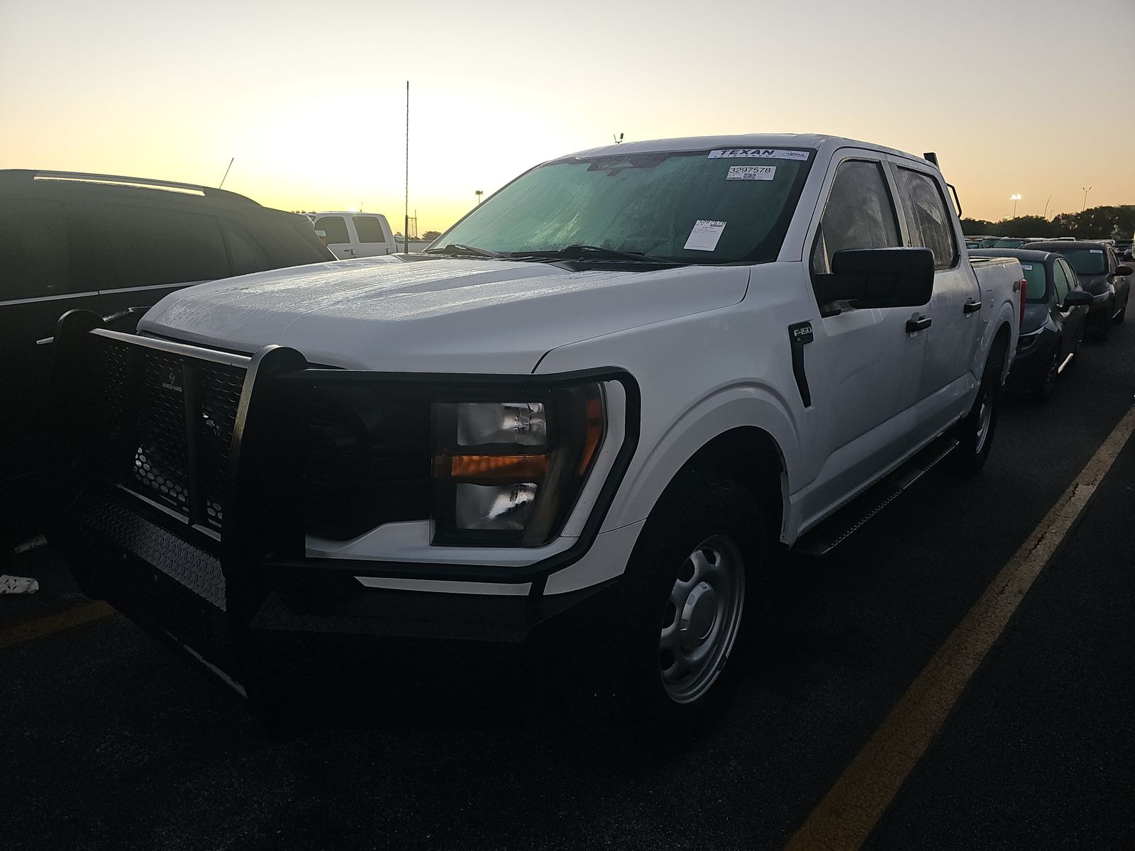 2023 Ford F-150 XL AWD