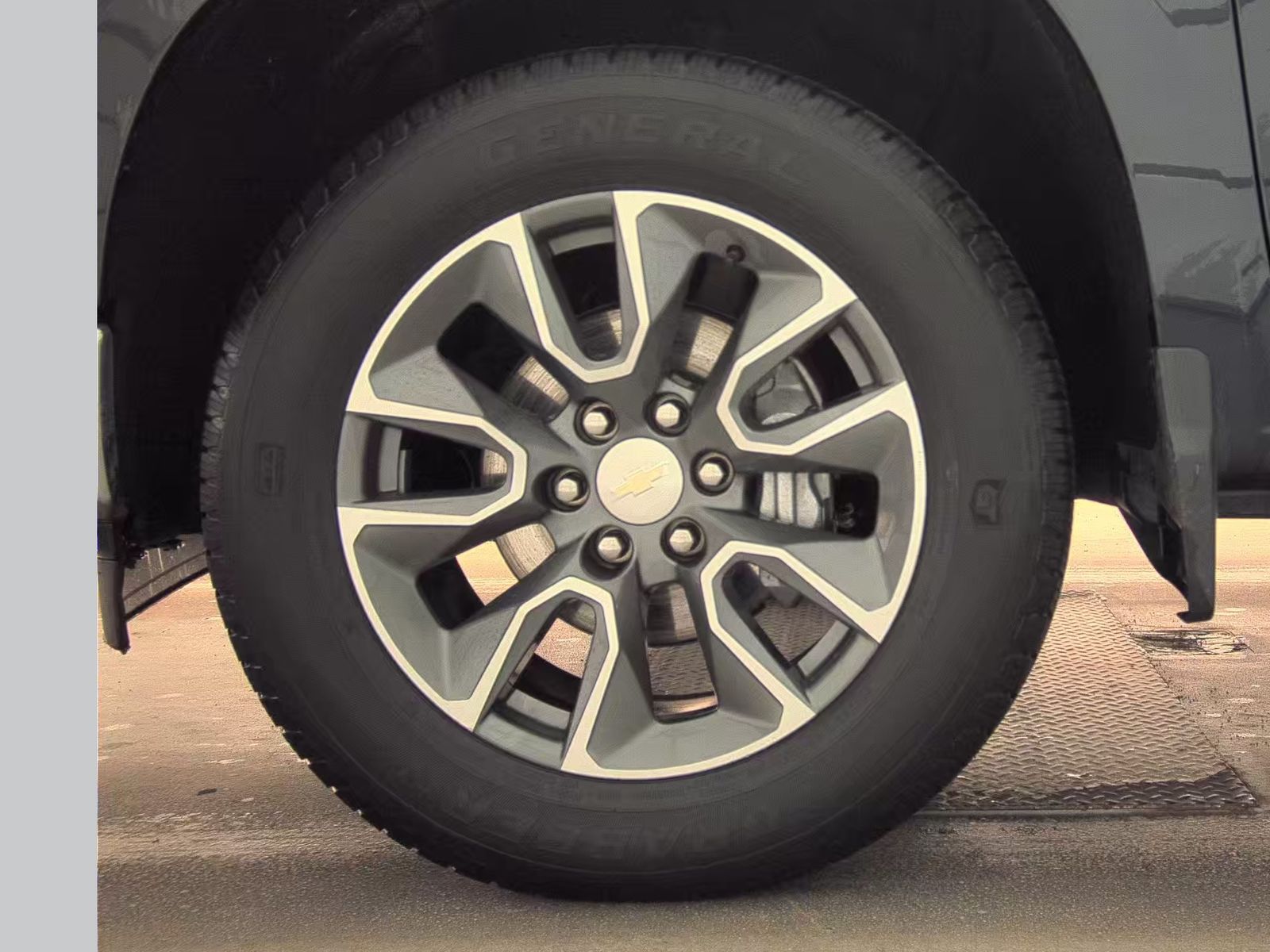 2023 Chevrolet Silverado 1500 LT AWD